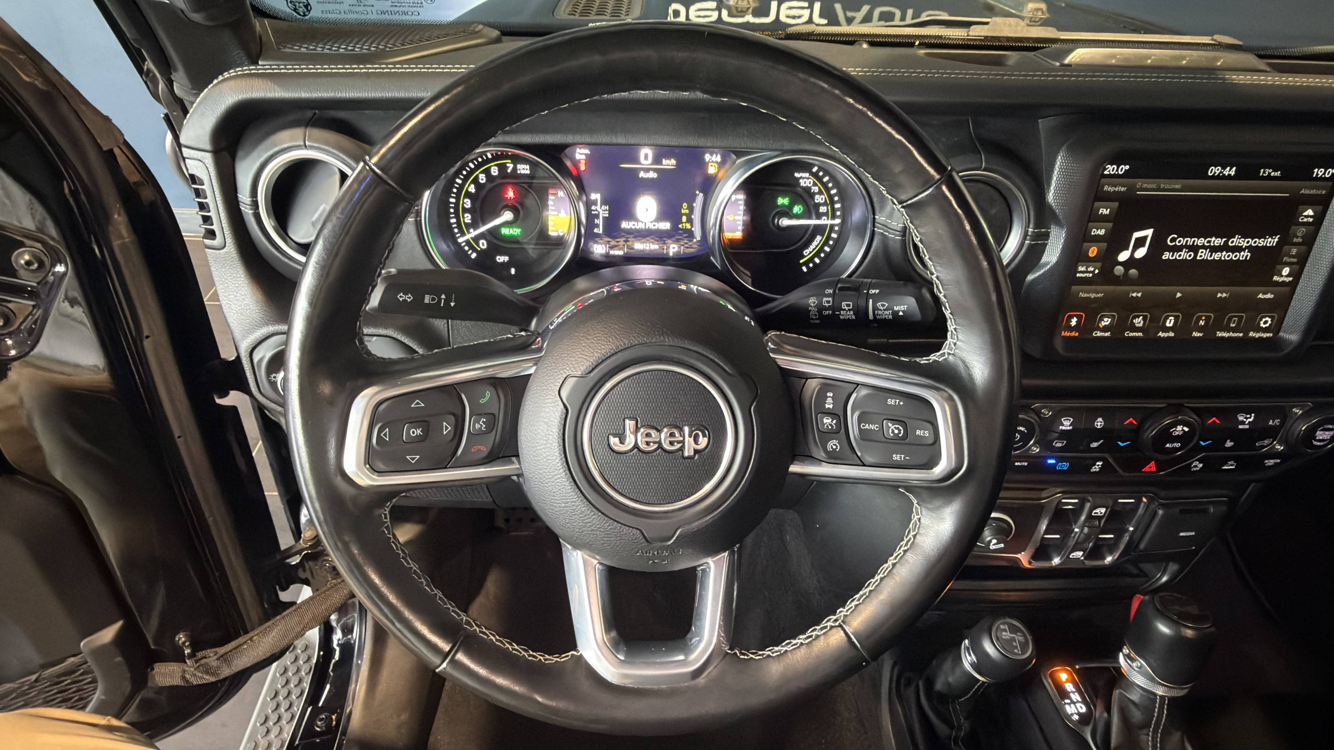 Vente en ligne Jeep Wrangler  Unlimited 4xe 2.0 l T 380 ch PHEV 4x4 BVA8 au prix de 52 990 €