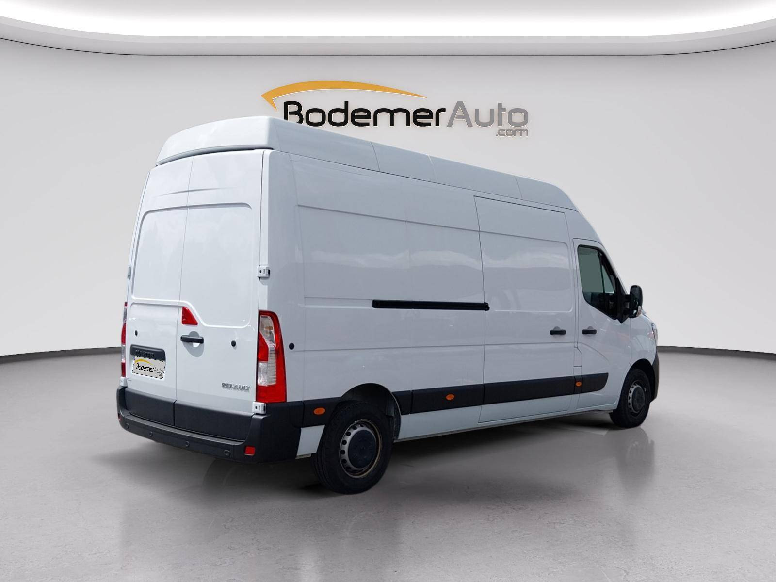Vente en ligne Renault Master Fourgon MASTER FGN TRAC F3500 L3H3 BLUE DCI 135 au prix de 24 490 €