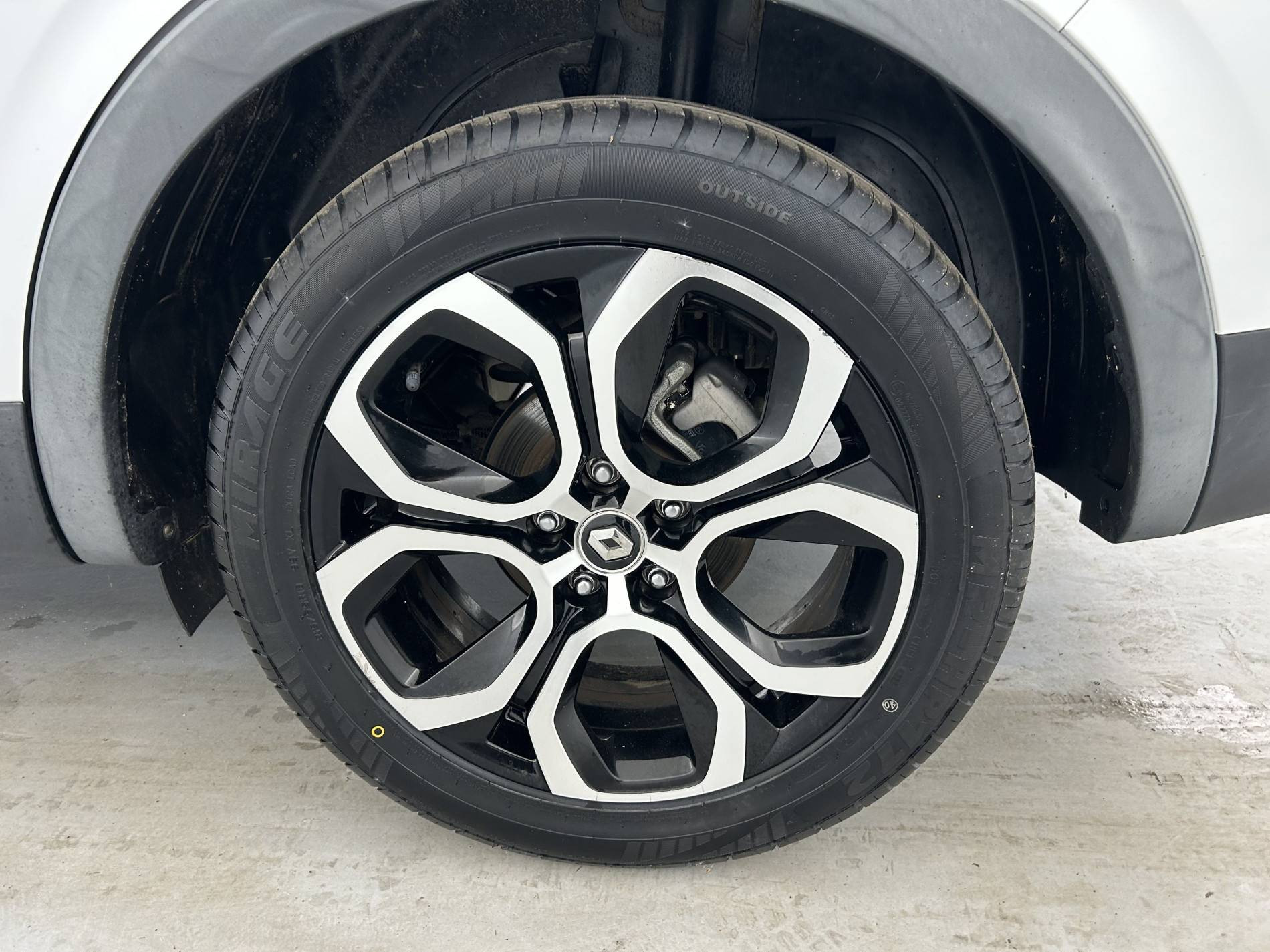 Vente en ligne Renault Arkana  E-Tech 145 - 21B au prix de 16 890 €