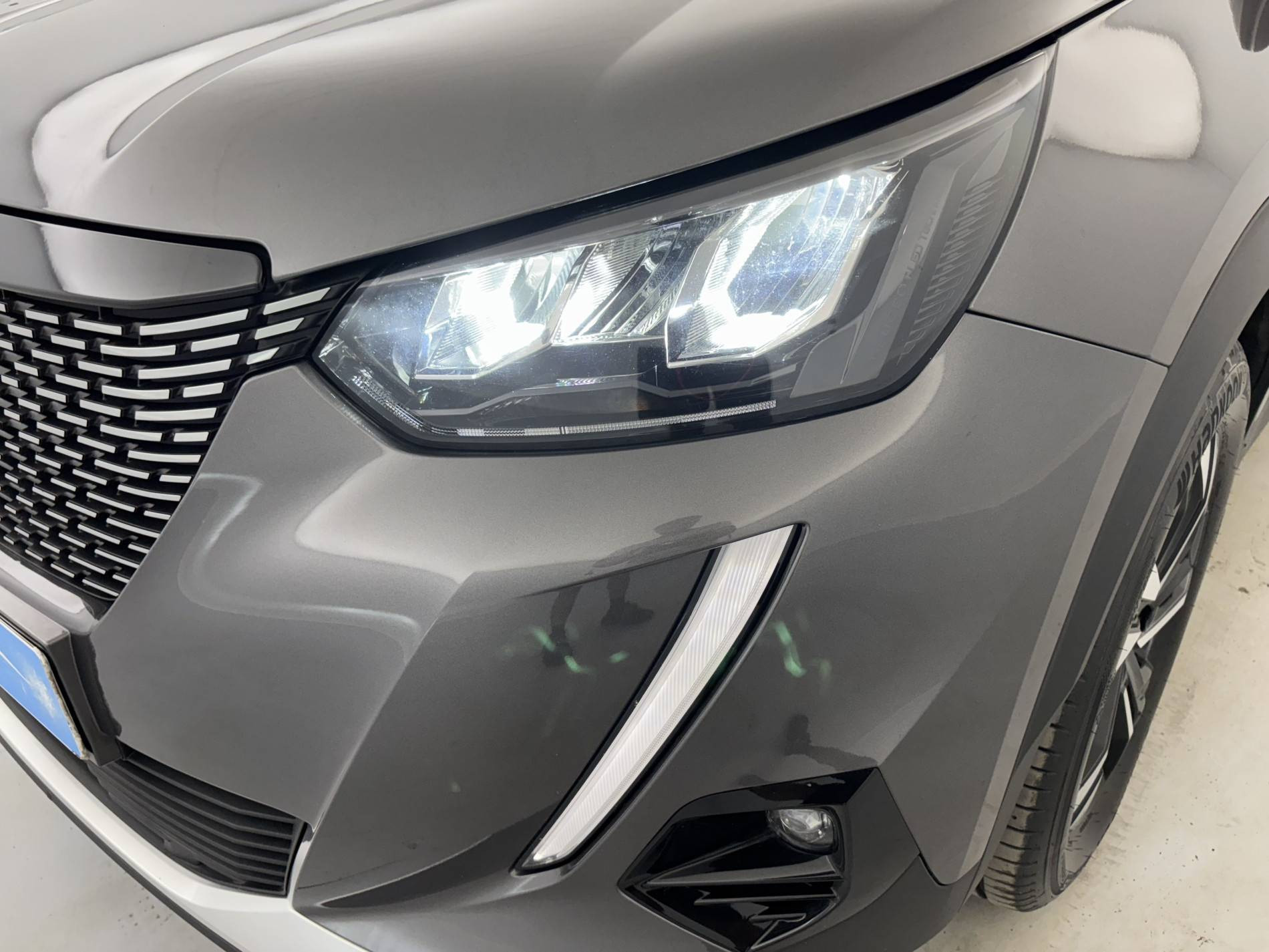 Vente en ligne Peugeot 2008  BlueHDi 130 S&S EAT8 au prix de 18 990 €