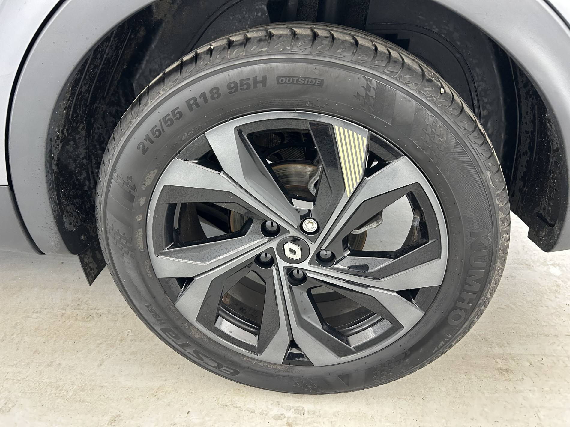 Vente en ligne Renault Arkana  E-Tech hybride 145 - 22 au prix de 21 800 €