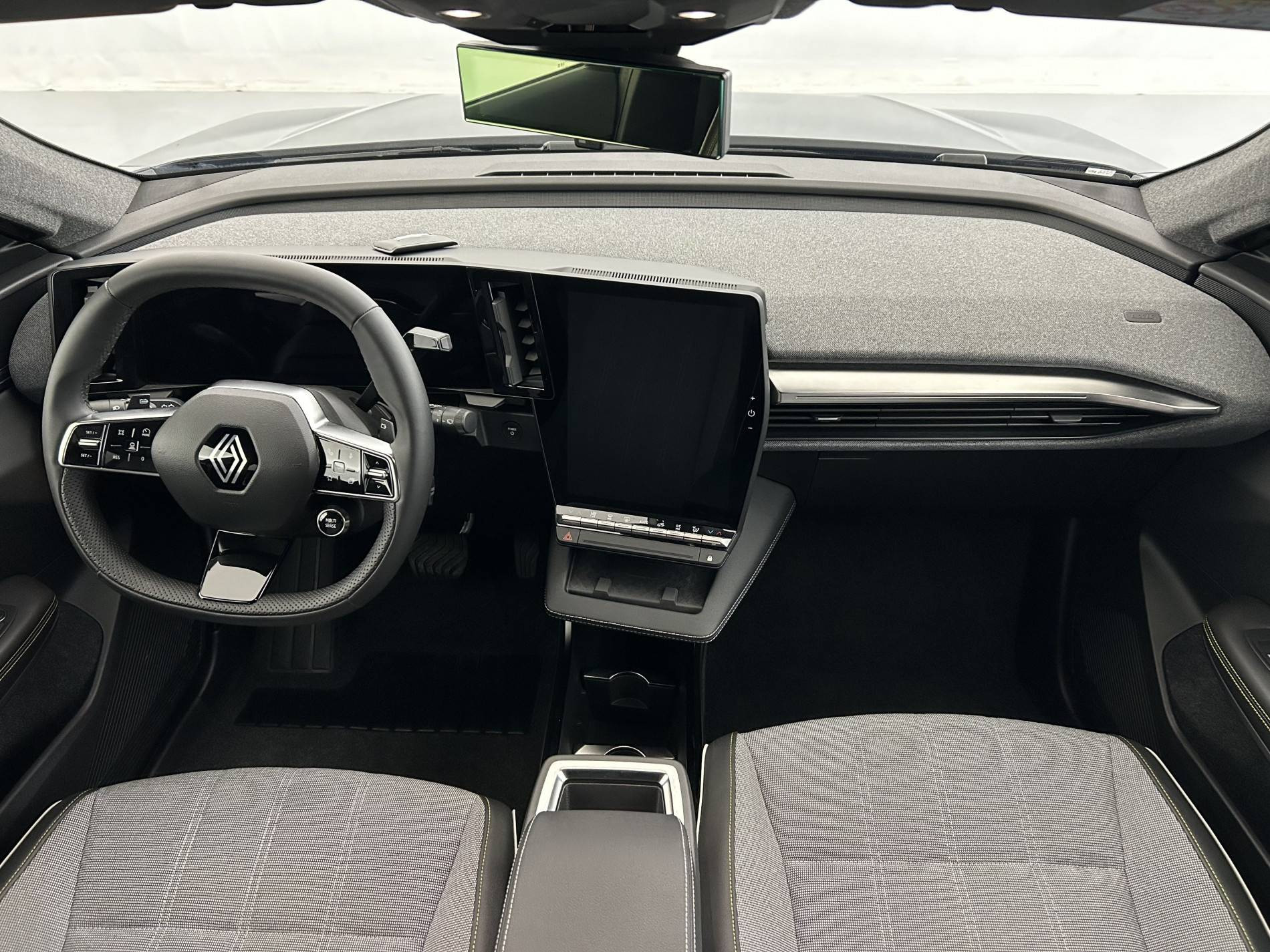 Vente en ligne Renault Scenic E-Tech  220 ch grande autonomie au prix de 37 600 €