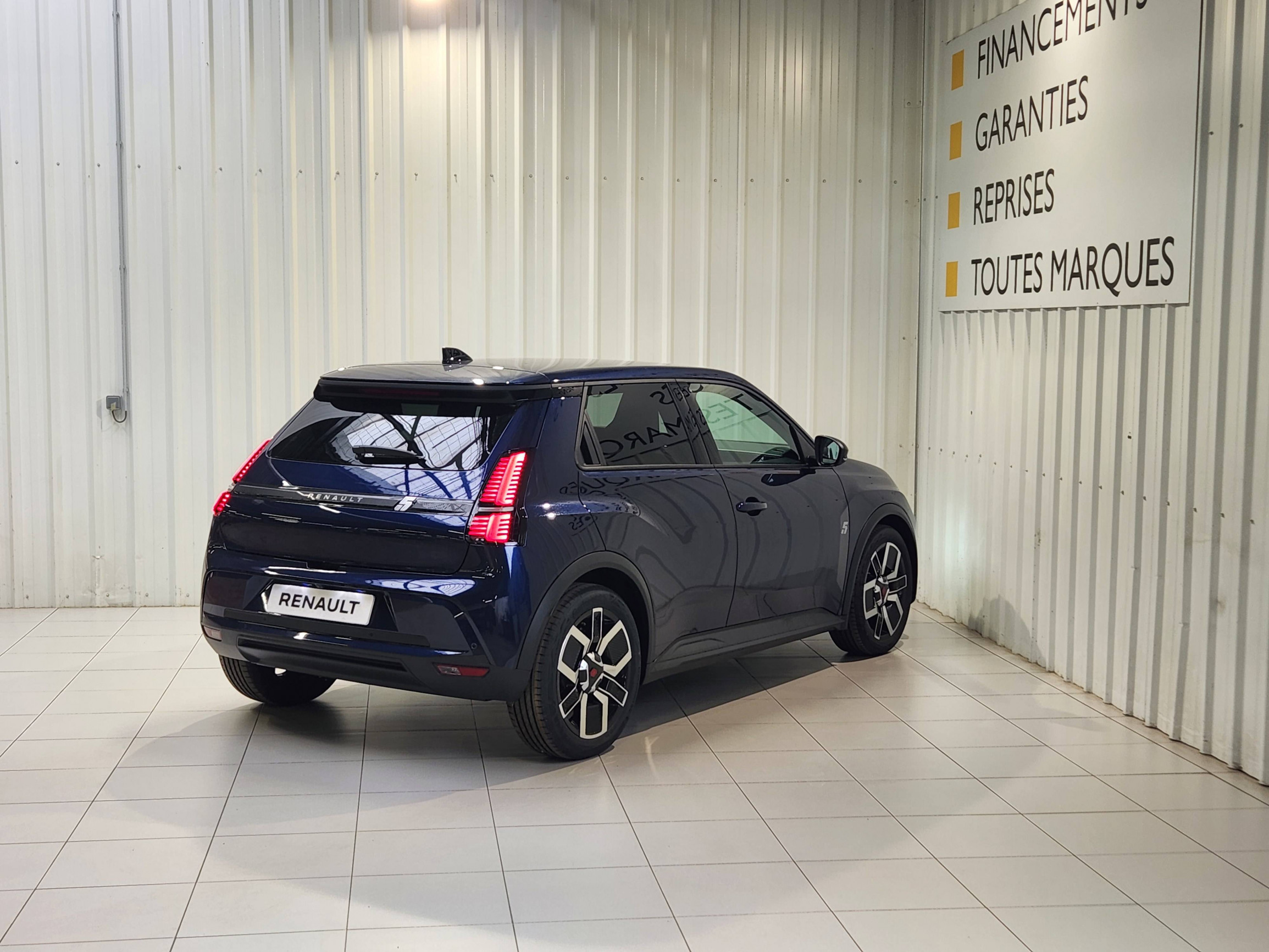 Vente en ligne Renault R5 E-Tech  150 ch autonomie confort au prix de 32 890 €