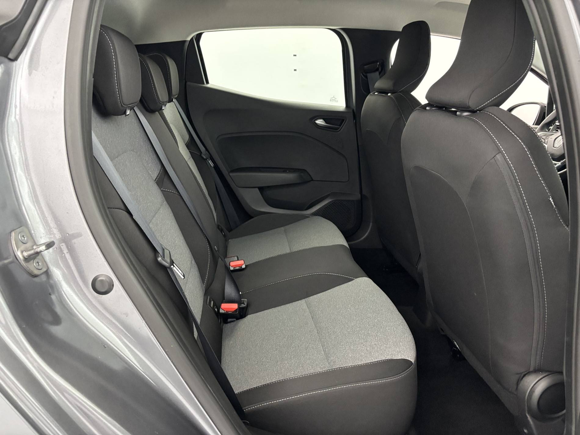 Vente en ligne Renault Clio 5 Clio TCe 90 au prix de 14 990 €