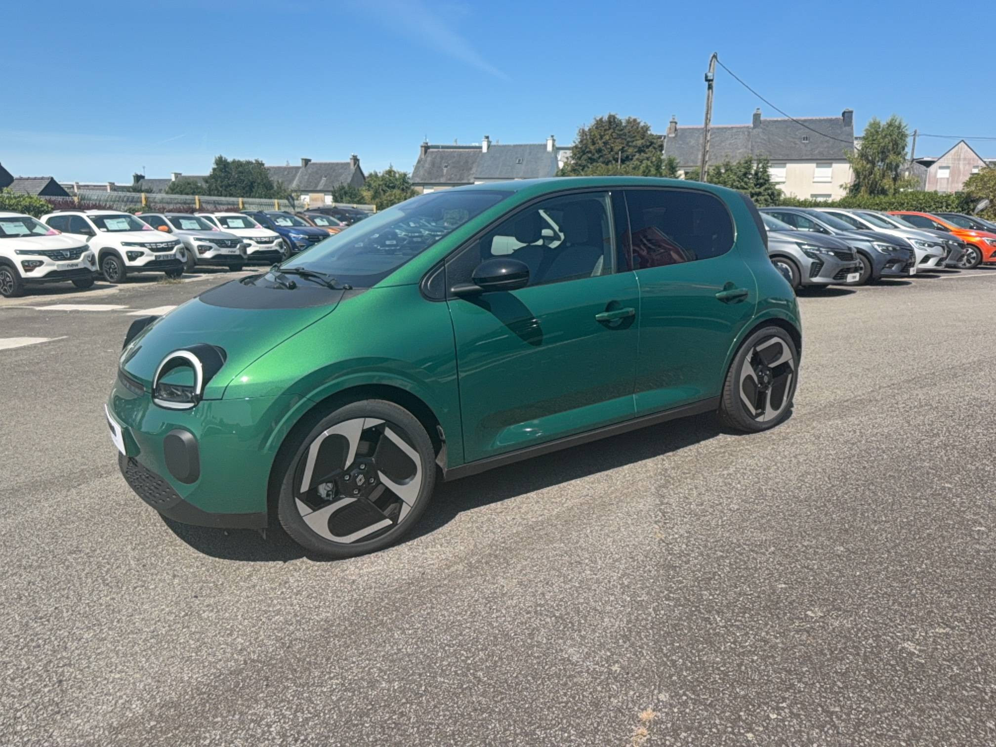 Vente en ligne Renault Twingo Electrique  80 ch autonomie urbaine au prix de 19 170 €