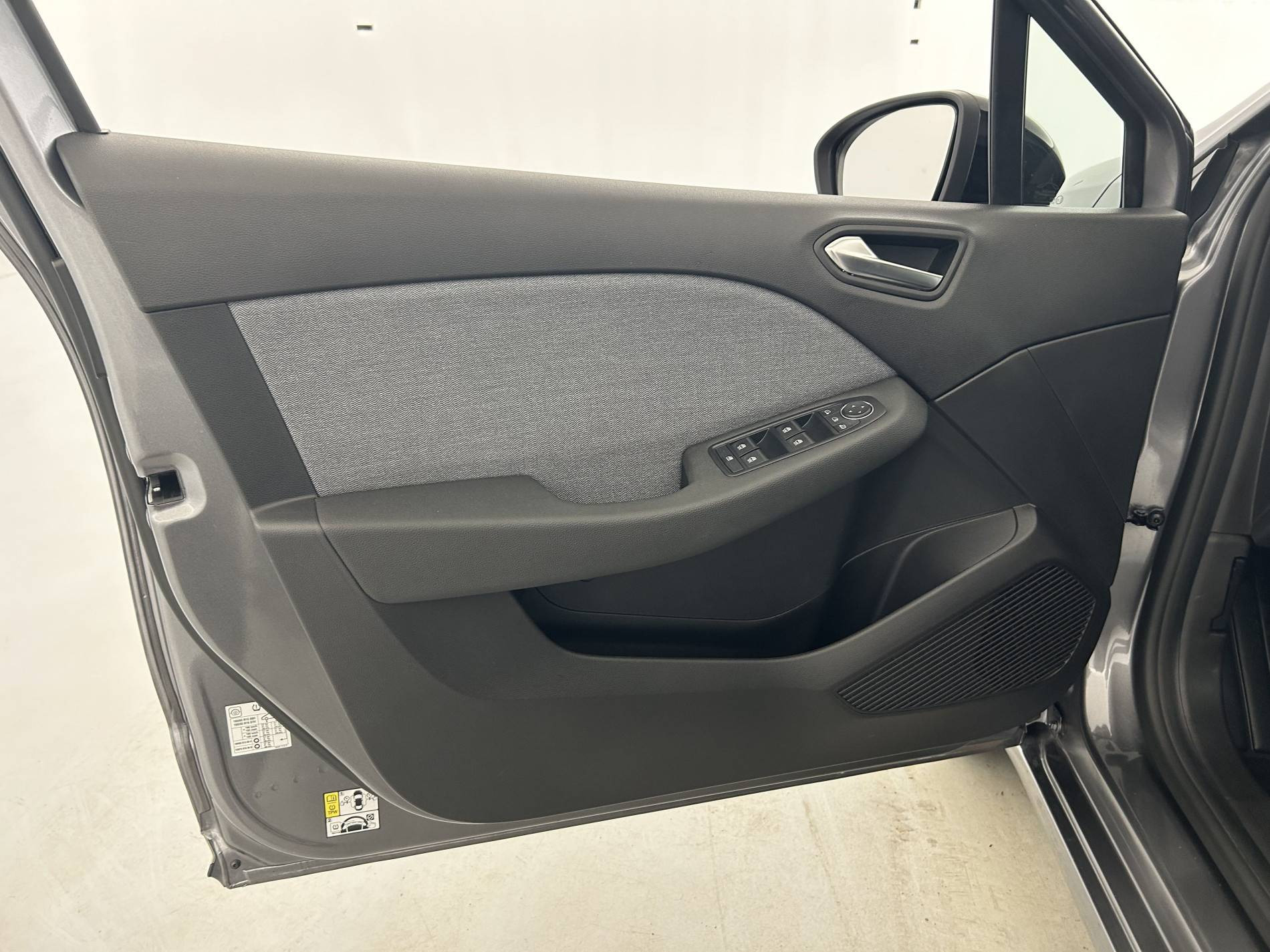 Vente en ligne Renault Clio 5 Clio Eco-G 100 ch GSR2 au prix de 17 970 €