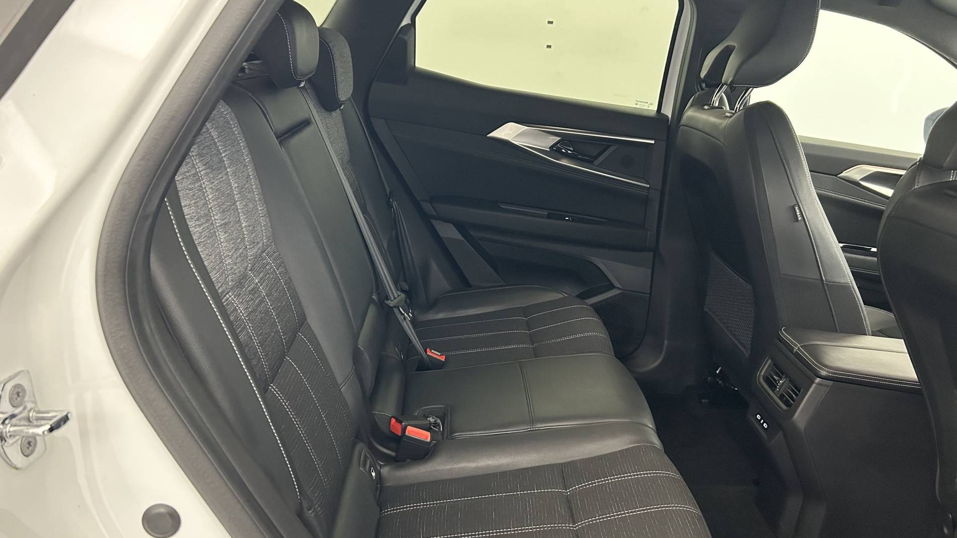 Vente en ligne Renault Austral  E-Tech hybrid 200 au prix de 26 990 €