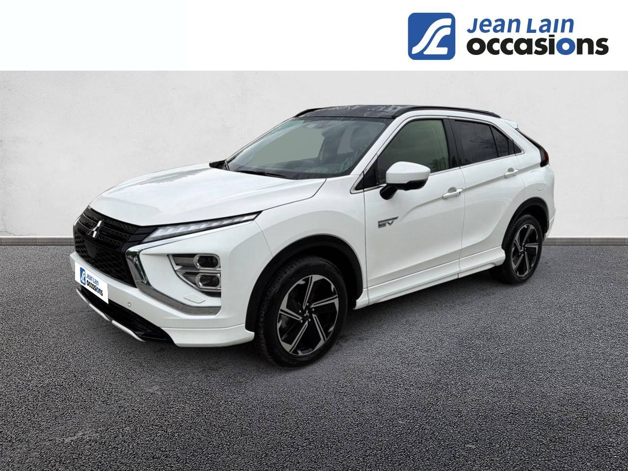 Vente en ligne MITSUBISHI ECLIPSE CROSS MY21 Eclipse Cross 2.4 MIVEC PHEV Twin Motor 4WD Intense de 2021 au prix de 19 990 €