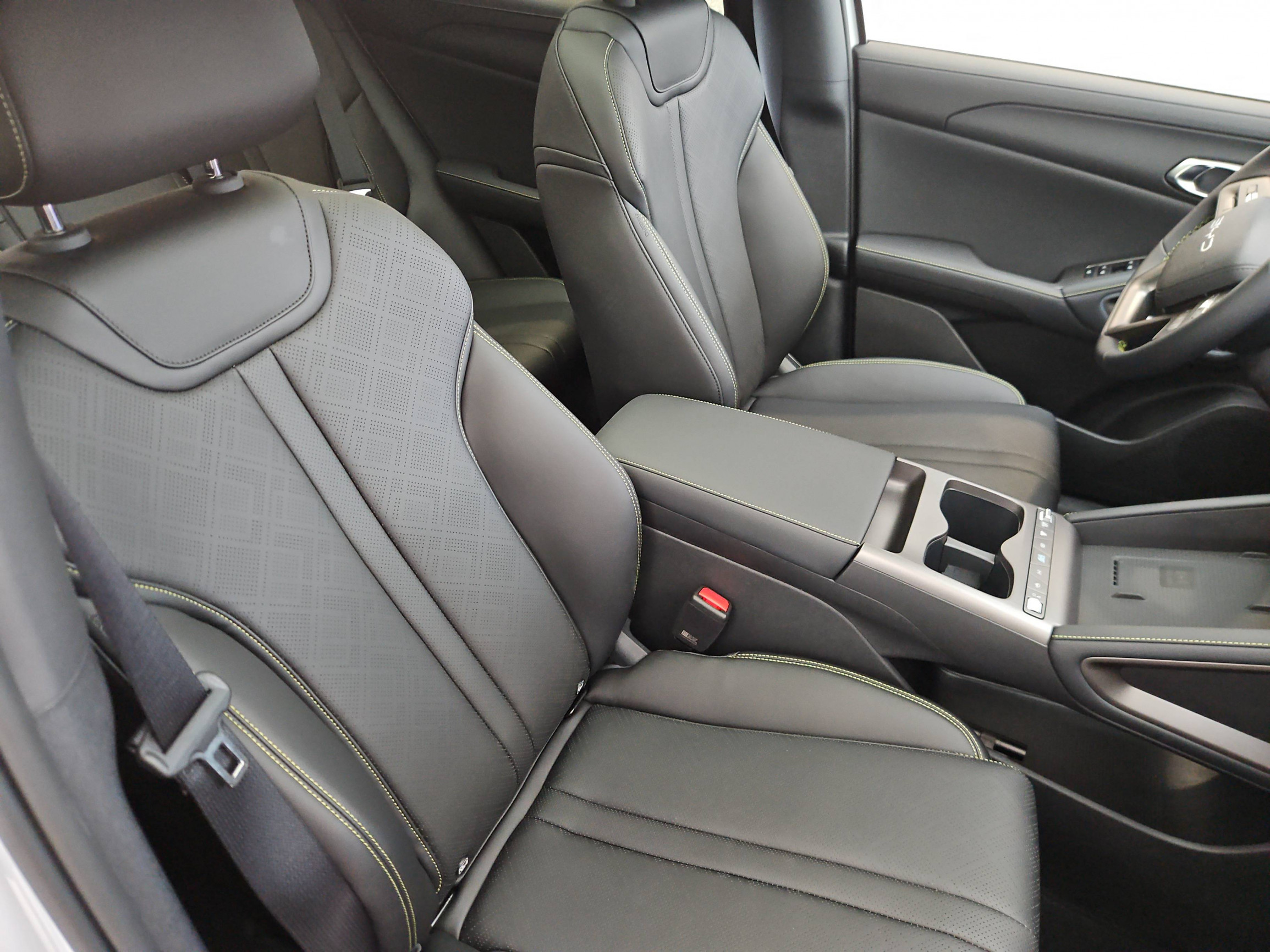 Vente en ligne Byd Atto 2  64.8 kWh 204 ch au prix de 30 890 €