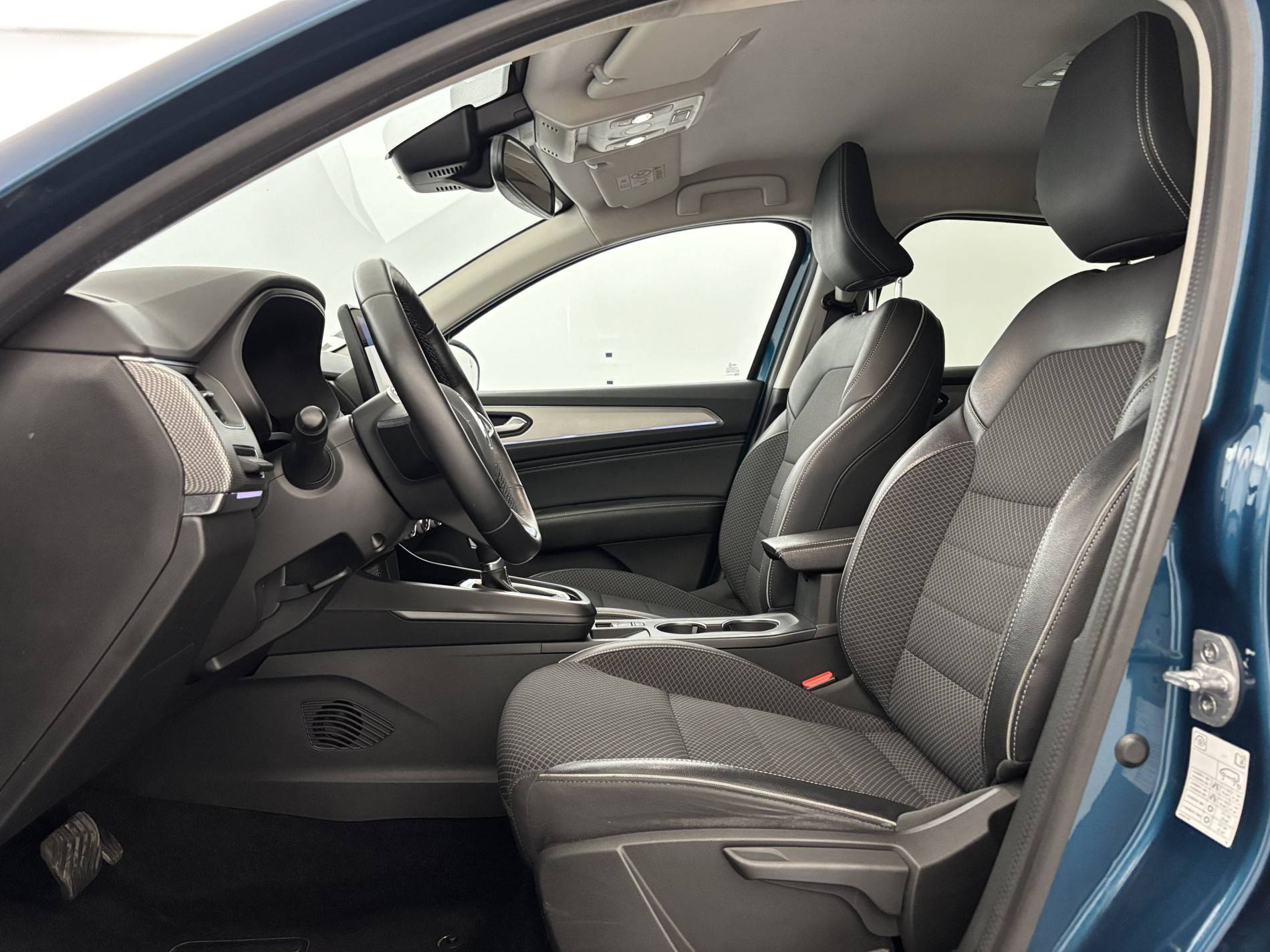 Vente en ligne Renault Arkana  E-Tech 145 - 21B au prix de 17 390 €