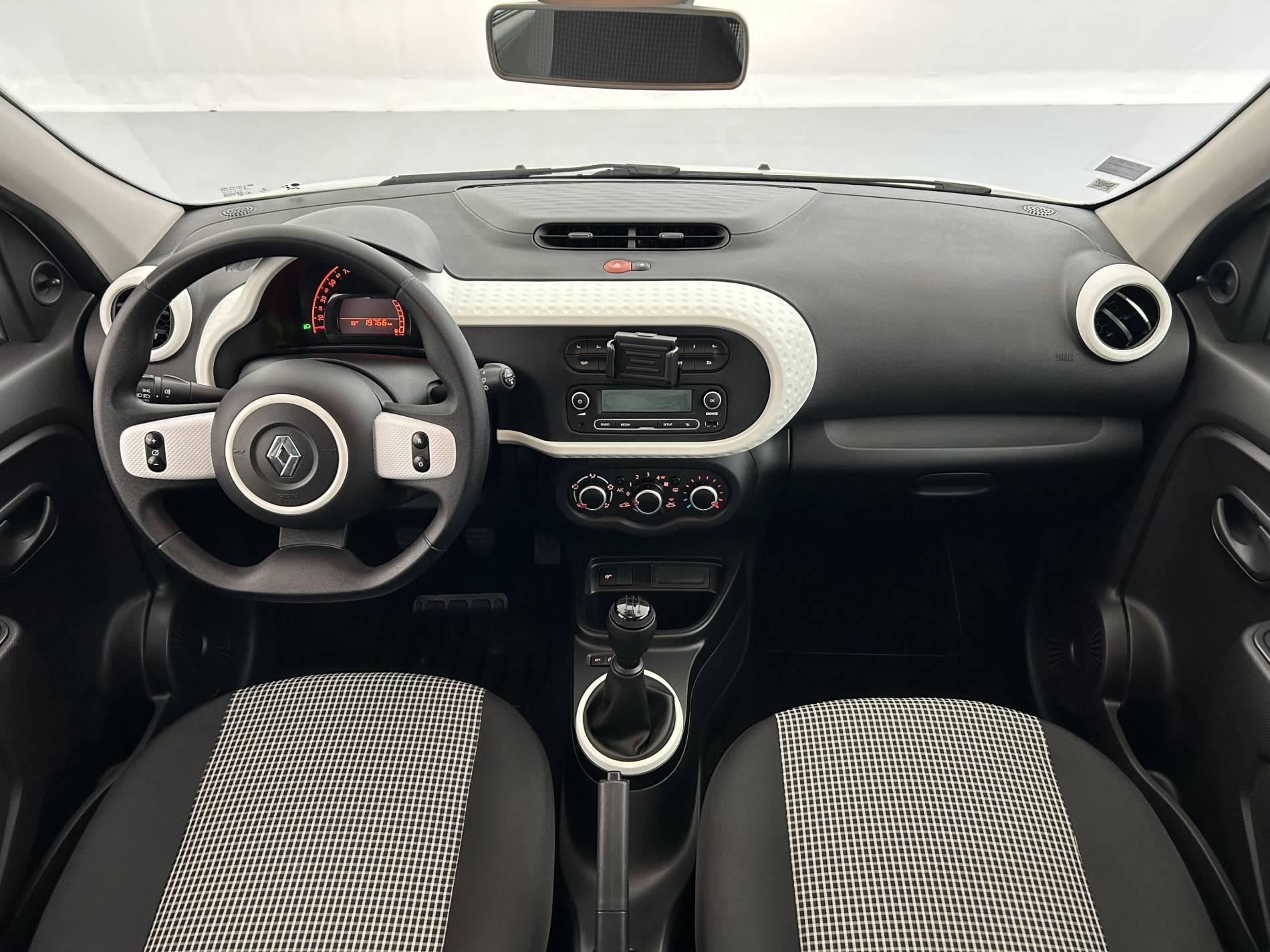 Vente en ligne Renault Twingo 3  SCe 65 - 21 au prix de 10 990 €