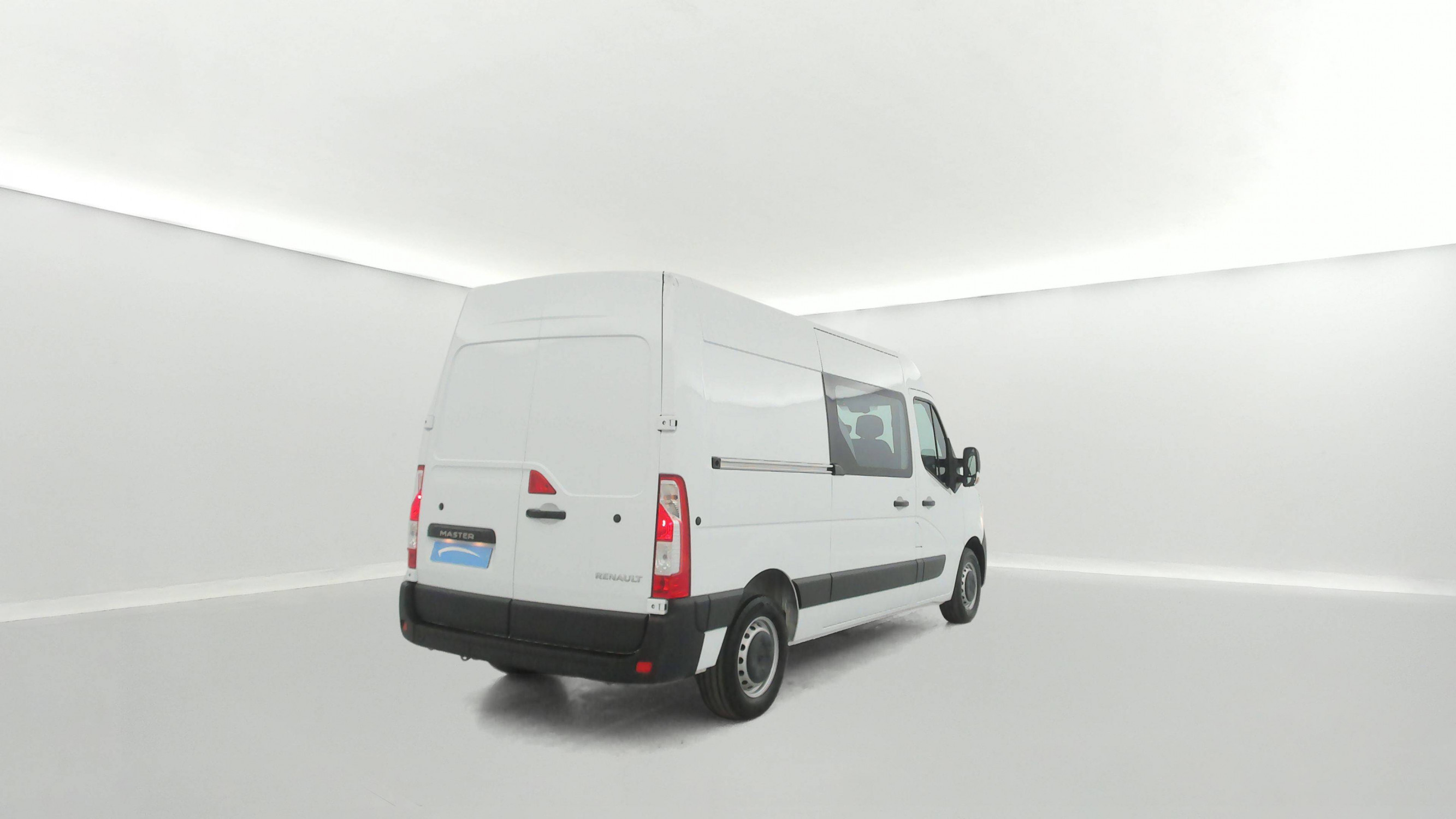 Vente en ligne Renault Master Fourgon MASTER CA TRAC F3500 L2H2 BLUE DCI 150 au prix de 26 990 €