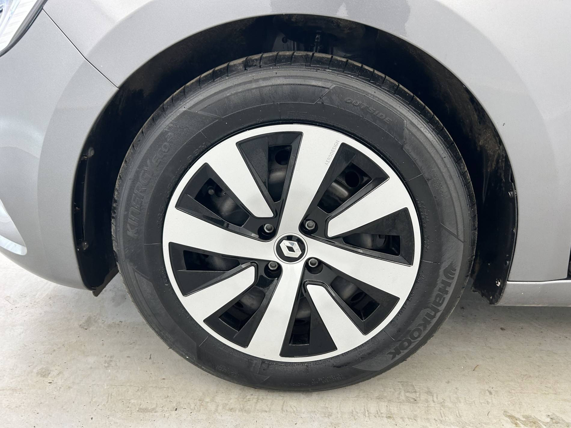 Vente en ligne Renault Clio 5 Clio TCe 90 au prix de 13 990 €