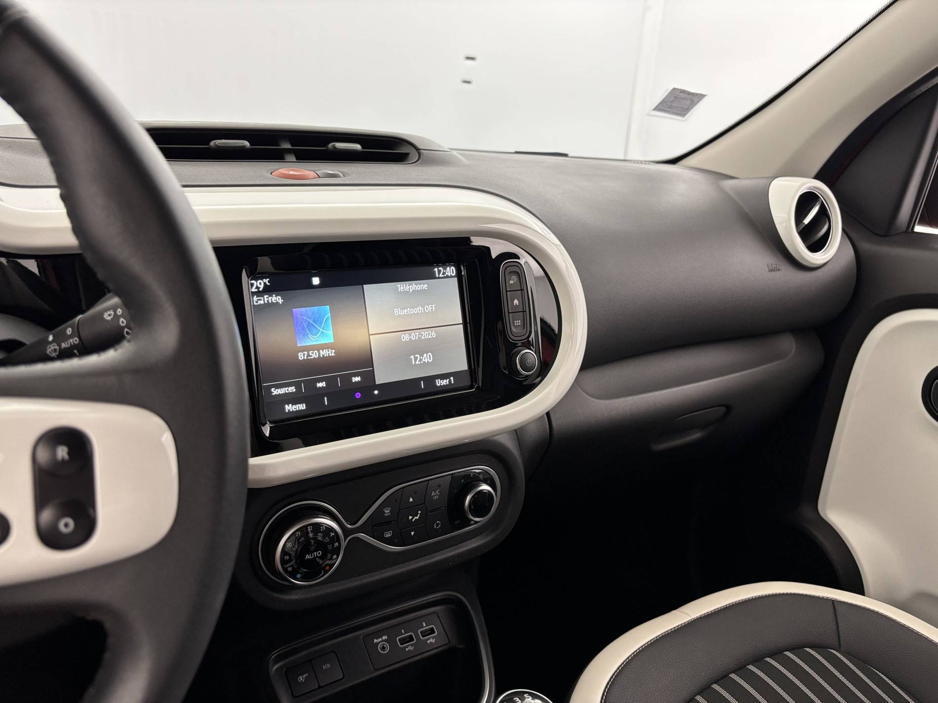 Vente en ligne Renault Twingo 3  TCe 95 au prix de 11 390 €