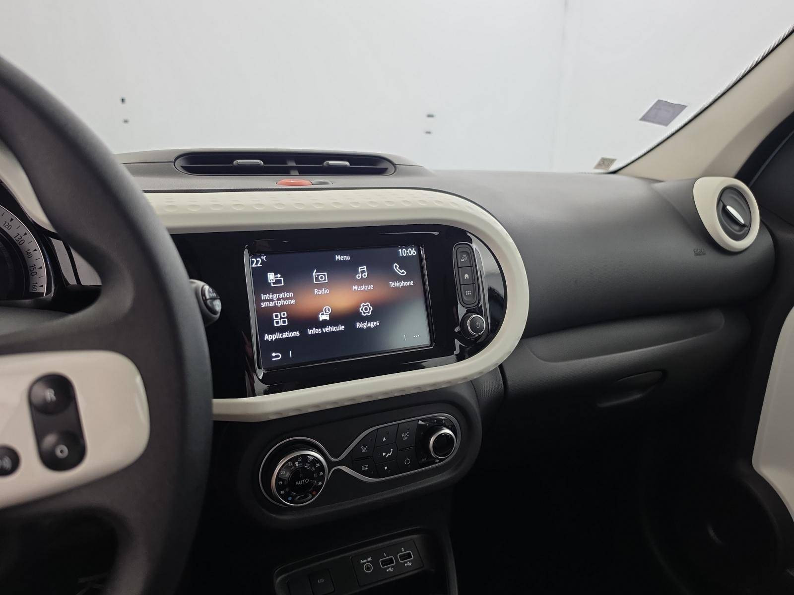 Vente en ligne Renault Twingo Electrique Twingo III E-Tech au prix de 12 990 €