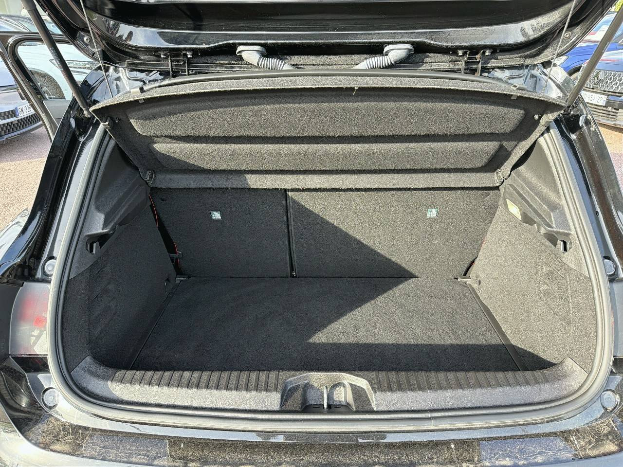 Vente en ligne Renault Clio 5 Clio TCe 140 au prix de 17 290 €
