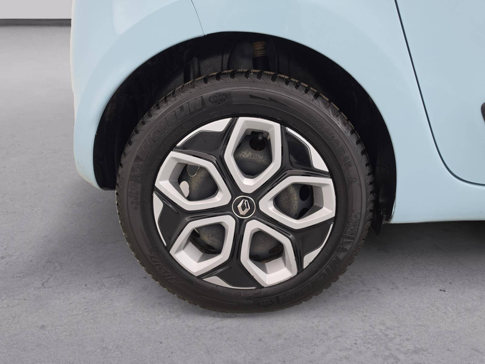 Vente en ligne Renault Twingo Electrique Twingo III E-Tech au prix de 13 490 €
