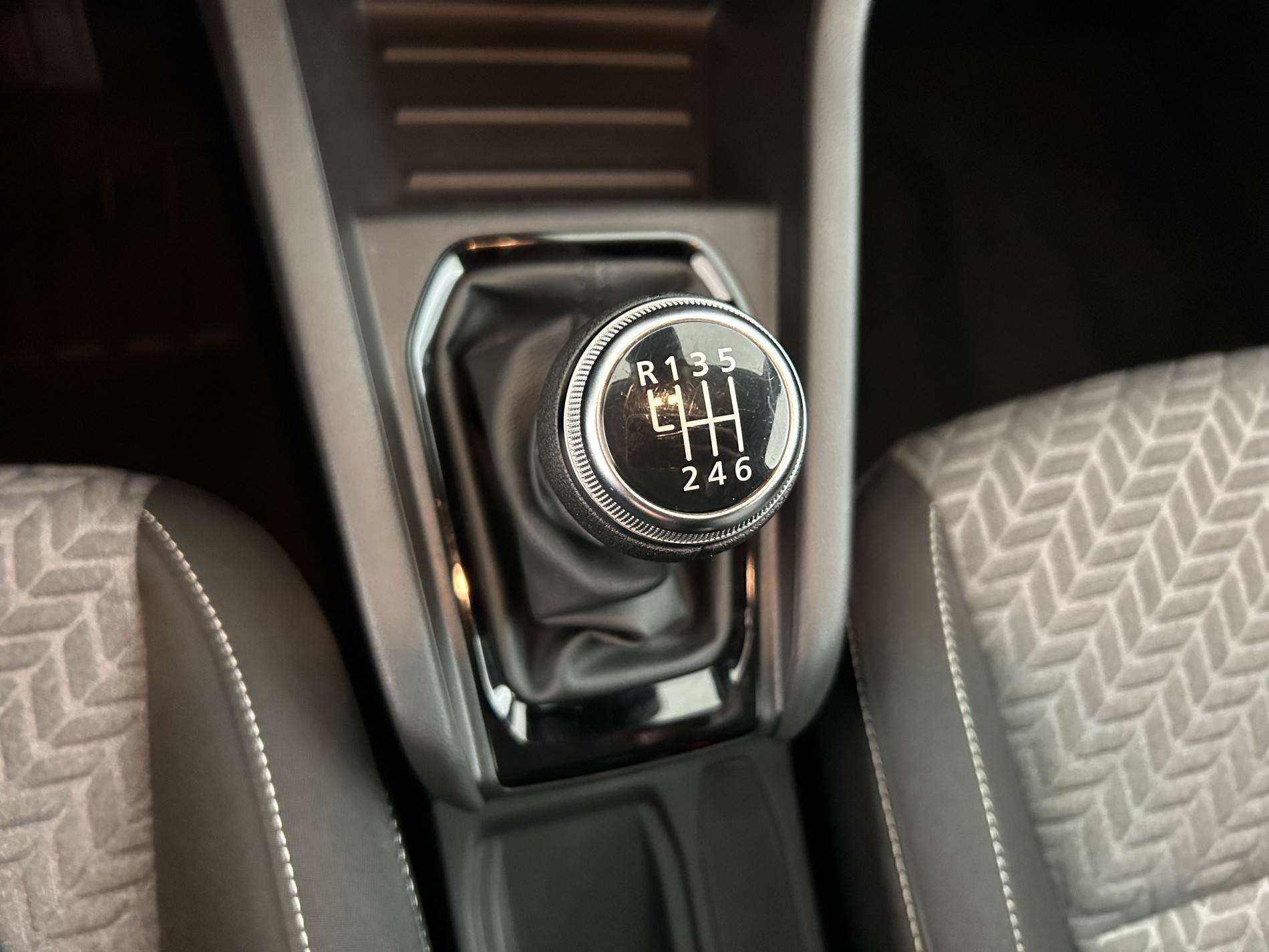 Vente en ligne Renault Clio 5 Clio TCe 90 au prix de 14 990 €