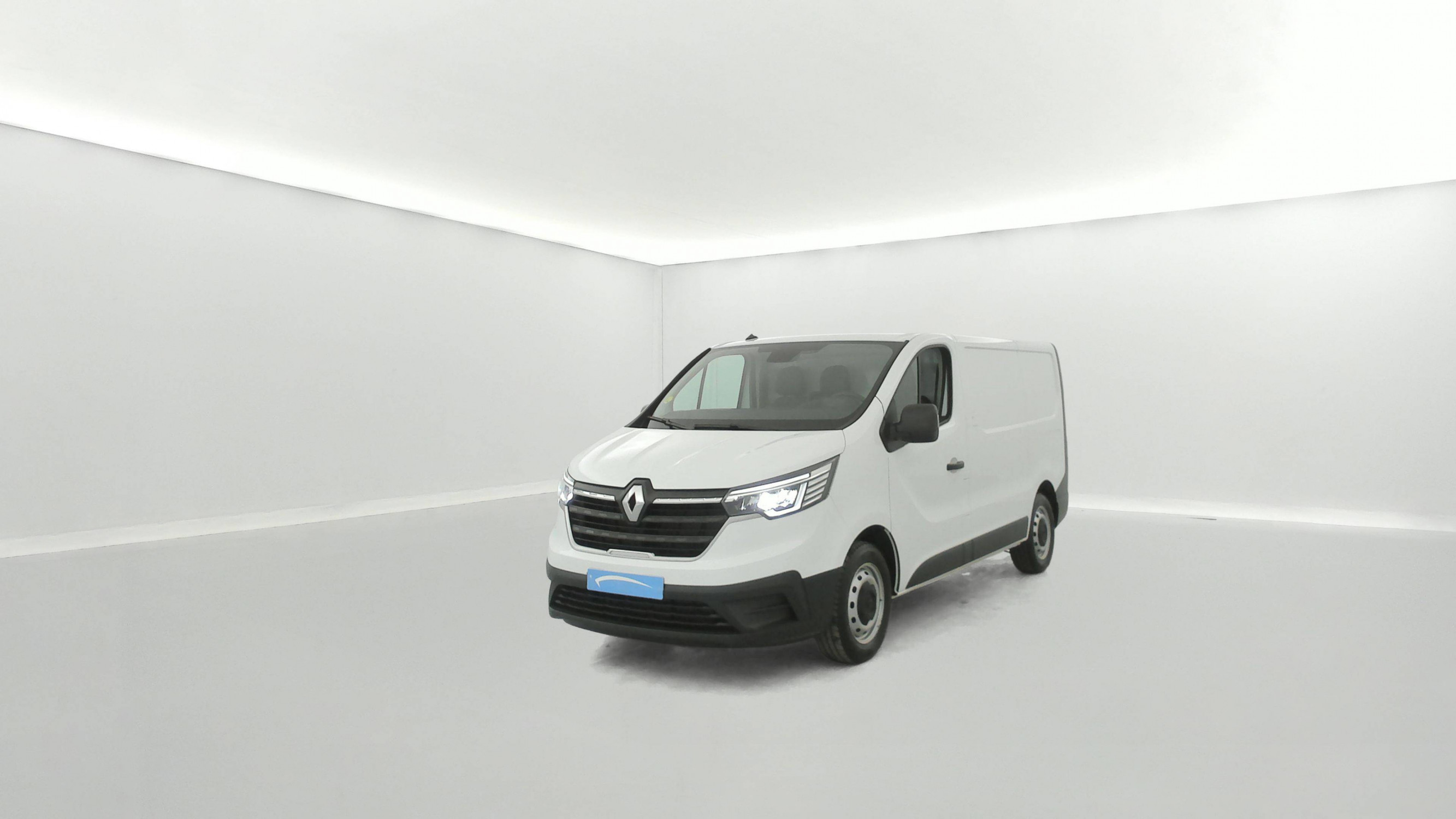 Renault Trafic 3 Fourgon TRAFIC FGN L1H1 3T BLUE DCI 130 GSR2 occasion de 2024 en vente à Loudéac