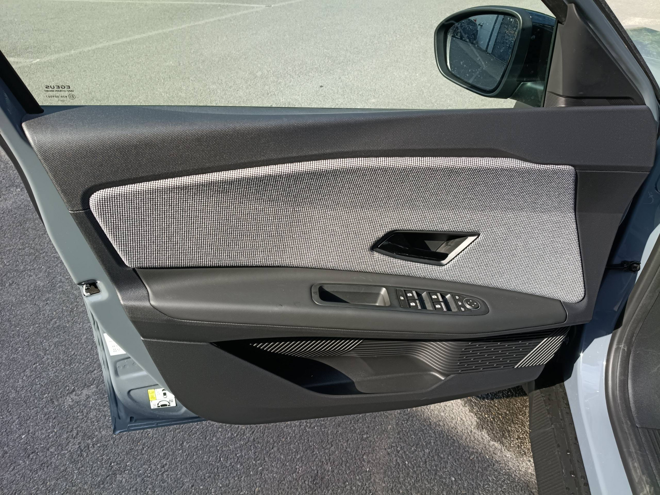 Vente en ligne Renault R4 E-Tech  150 ch autonomie confort au prix de 38 490 €