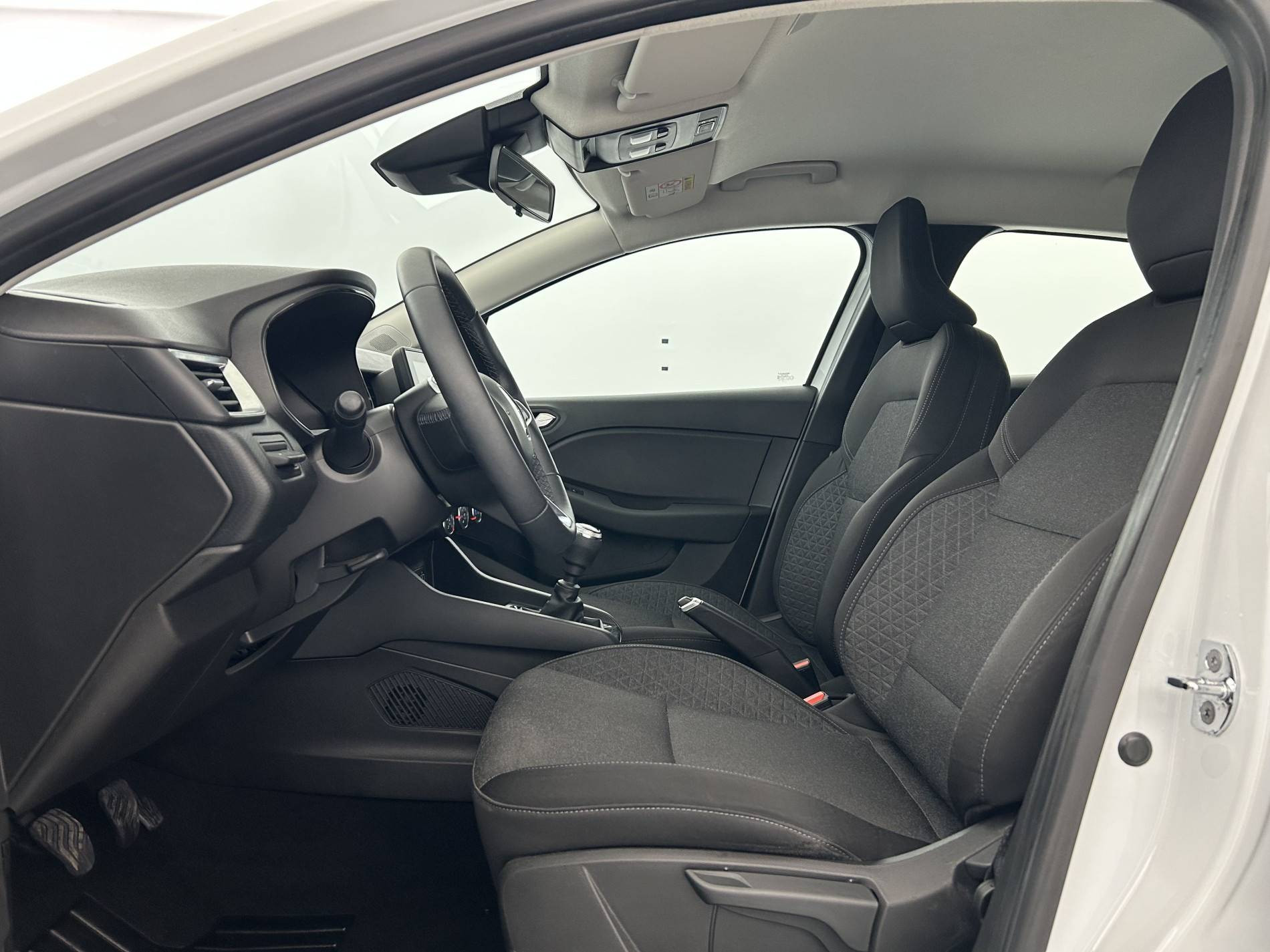 Vente en ligne Renault Clio 5 Clio TCe 90 - 21N au prix de 13 990 €