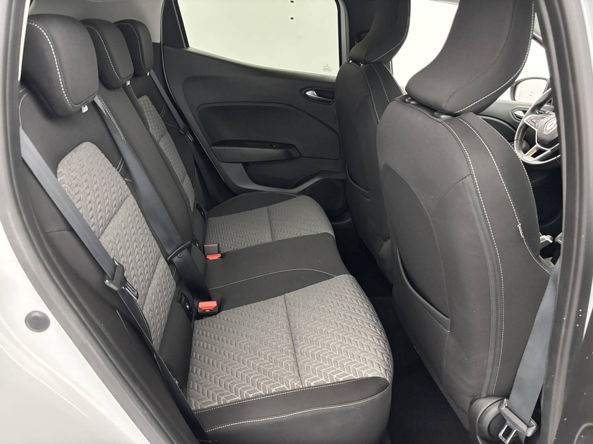 Vente en ligne Renault Clio 5 Clio TCe 90 au prix de 14 900 €