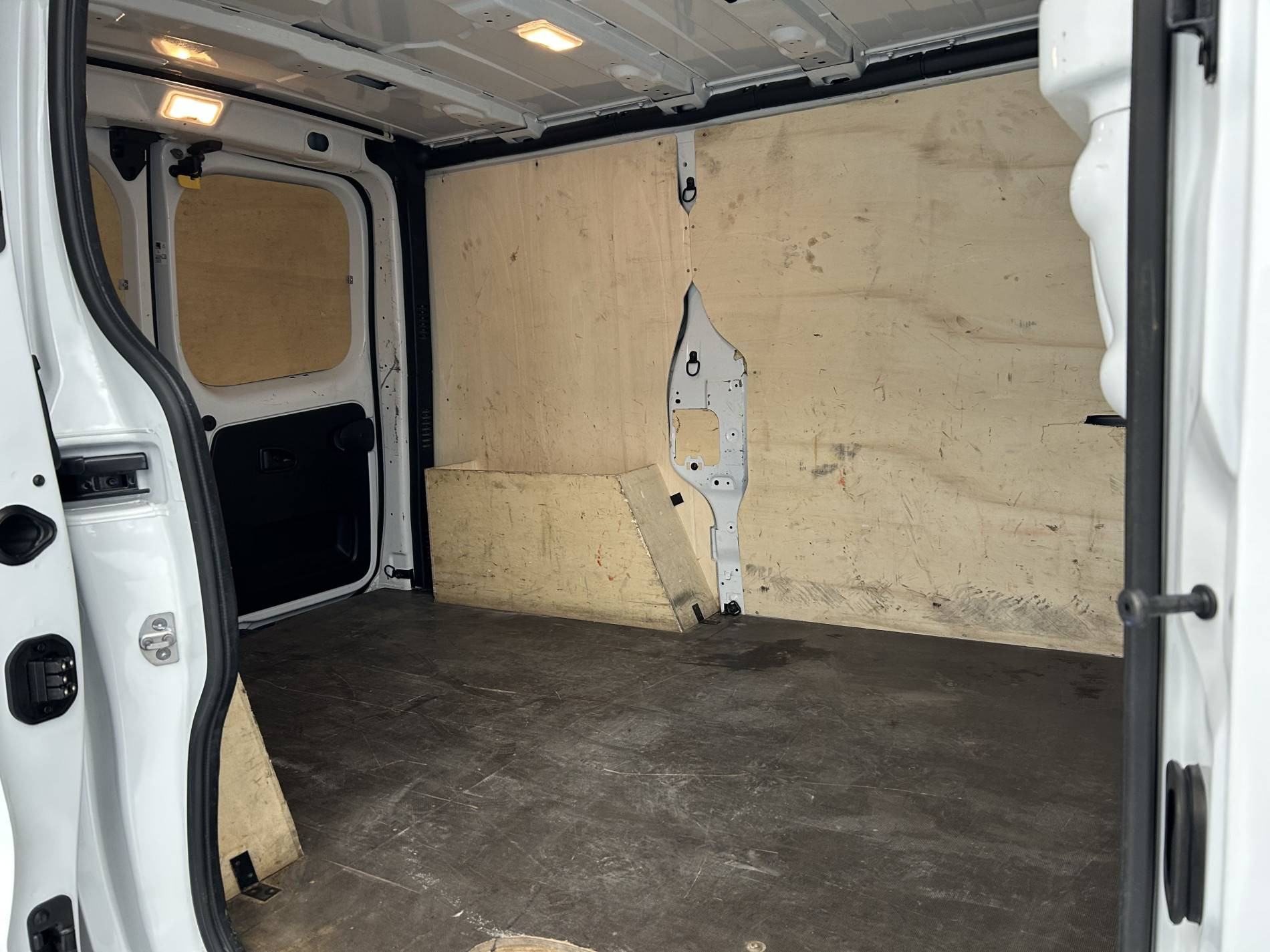 Vente en ligne Renault Trafic FG CF L1H1 3T blue dci 130 E6E au prix de 24 990 €