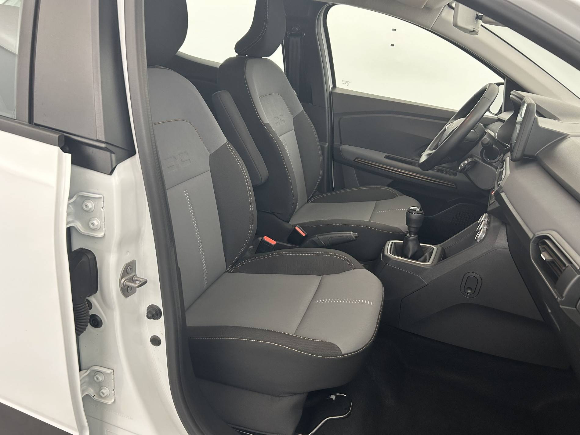 Vente en ligne Dacia Sandero  ECO-G 100 au prix de 15 690 €