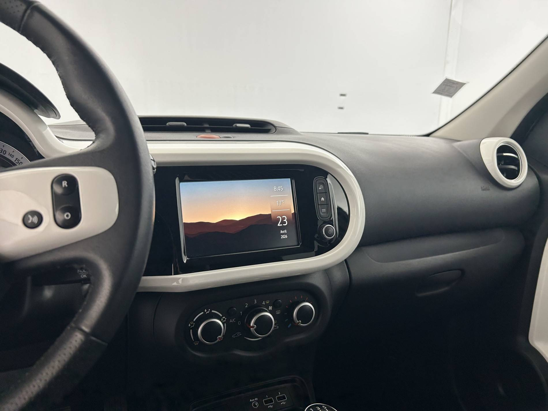 Vente en ligne Renault Twingo 3  TCe 95 au prix de 12 490 €