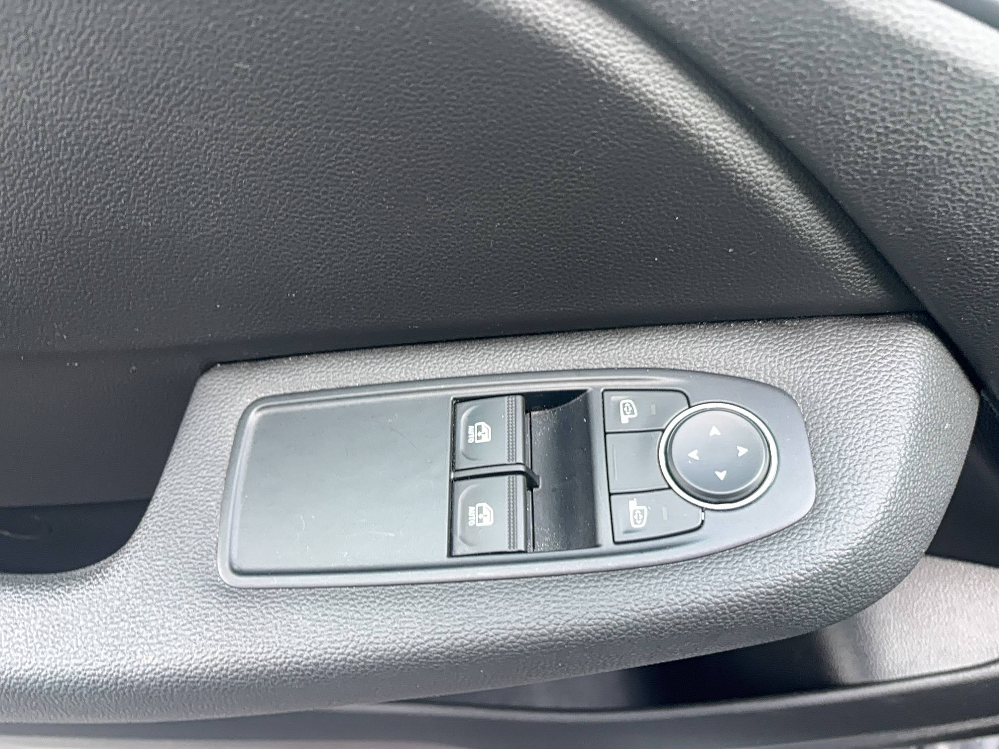 Vente en ligne Renault Clio 5 Clio TCe 90 au prix de 13 690 €