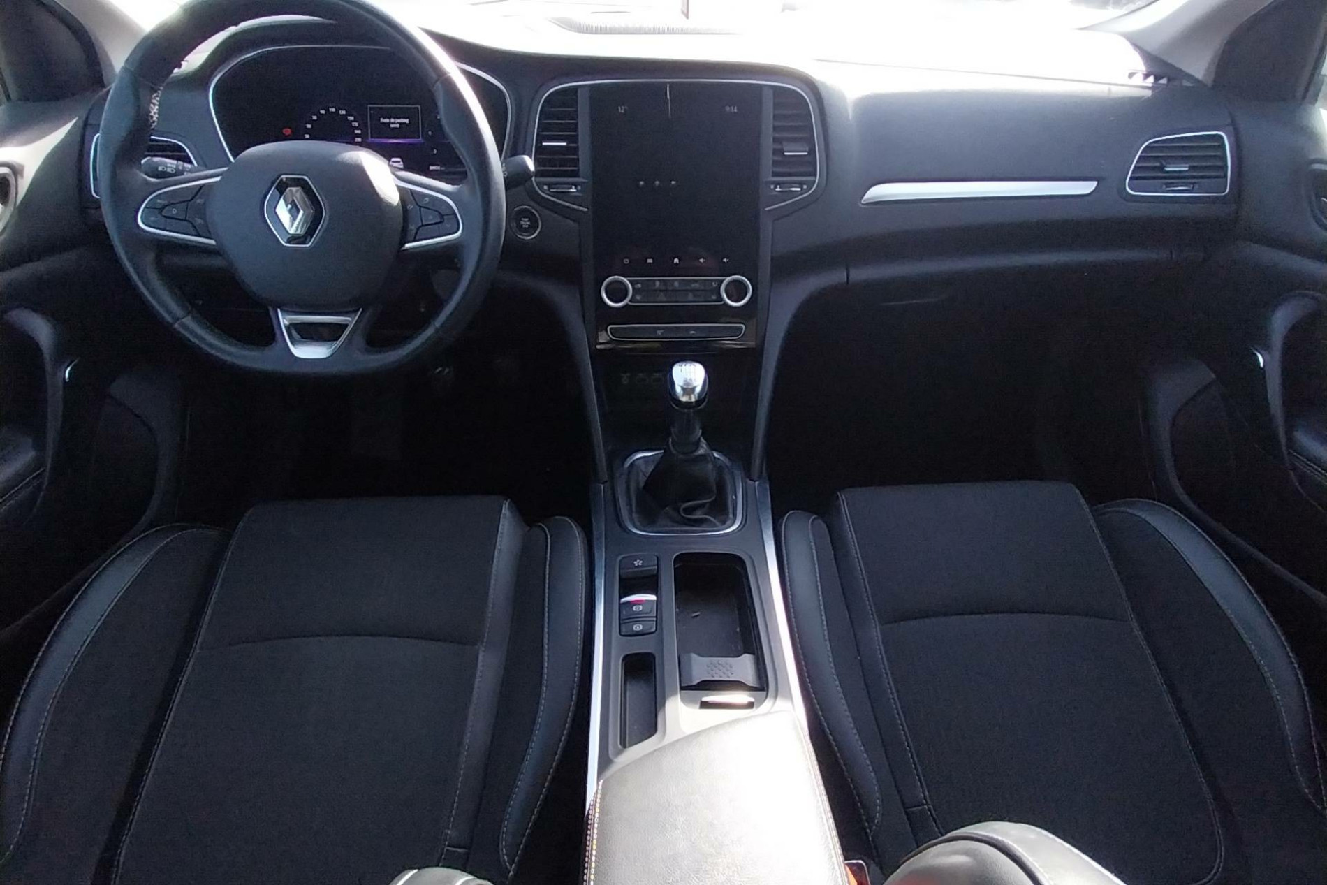 Vente en ligne Renault Megane 4 Mégane IV Berline Blue dCi 115 - 21N au prix de 15 490 €