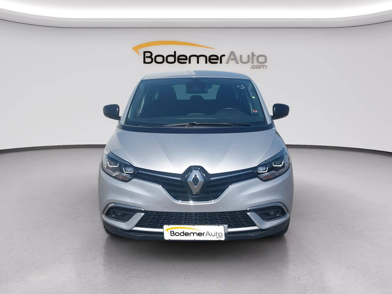 Vente en ligne Renault Grand Scenic 4 Grand Scenic TCe 140 au prix de 20 650 €