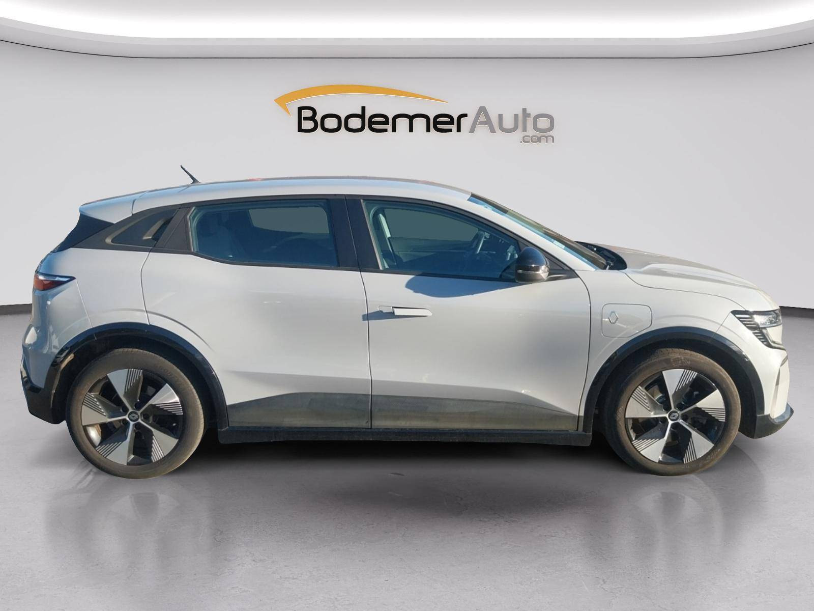 Vente en ligne Renault Megane E-Tech  EV40 130ch standard charge au prix de 18 991 €