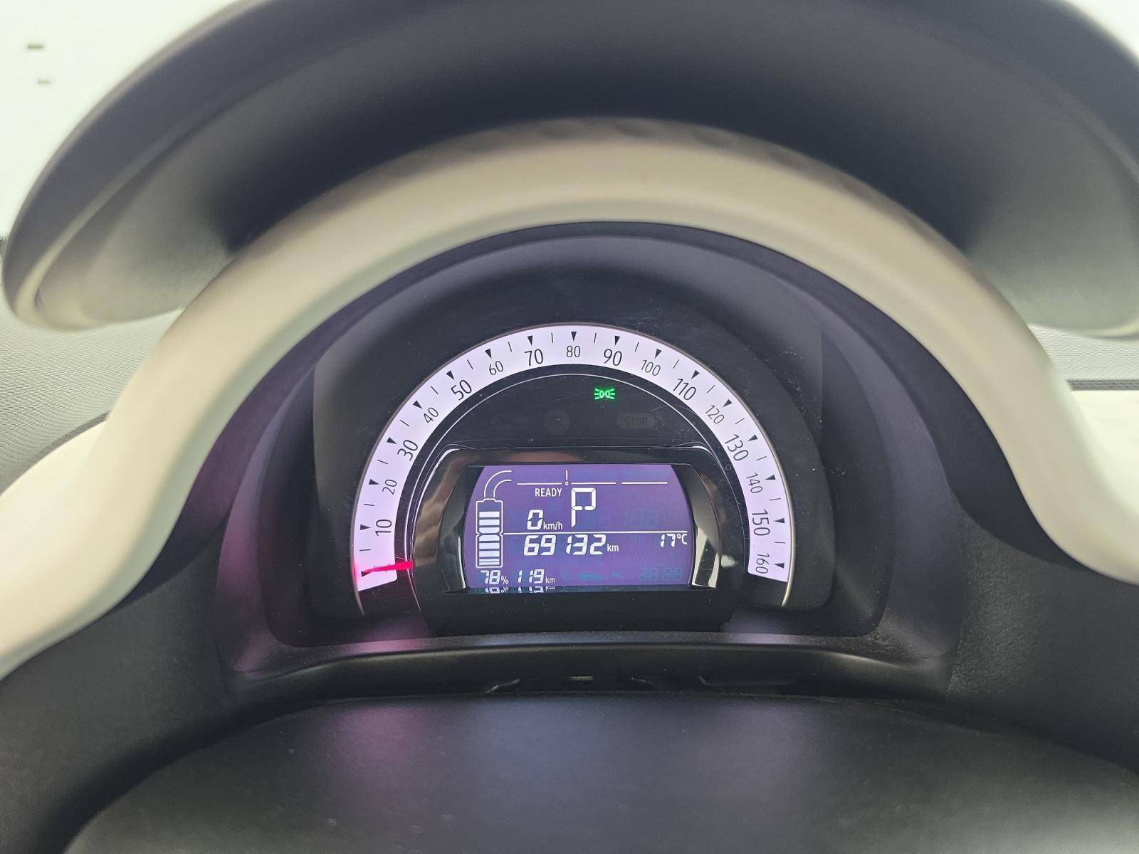 Vente en ligne Renault Twingo Electrique Twingo III E-Tech au prix de 11 390 €