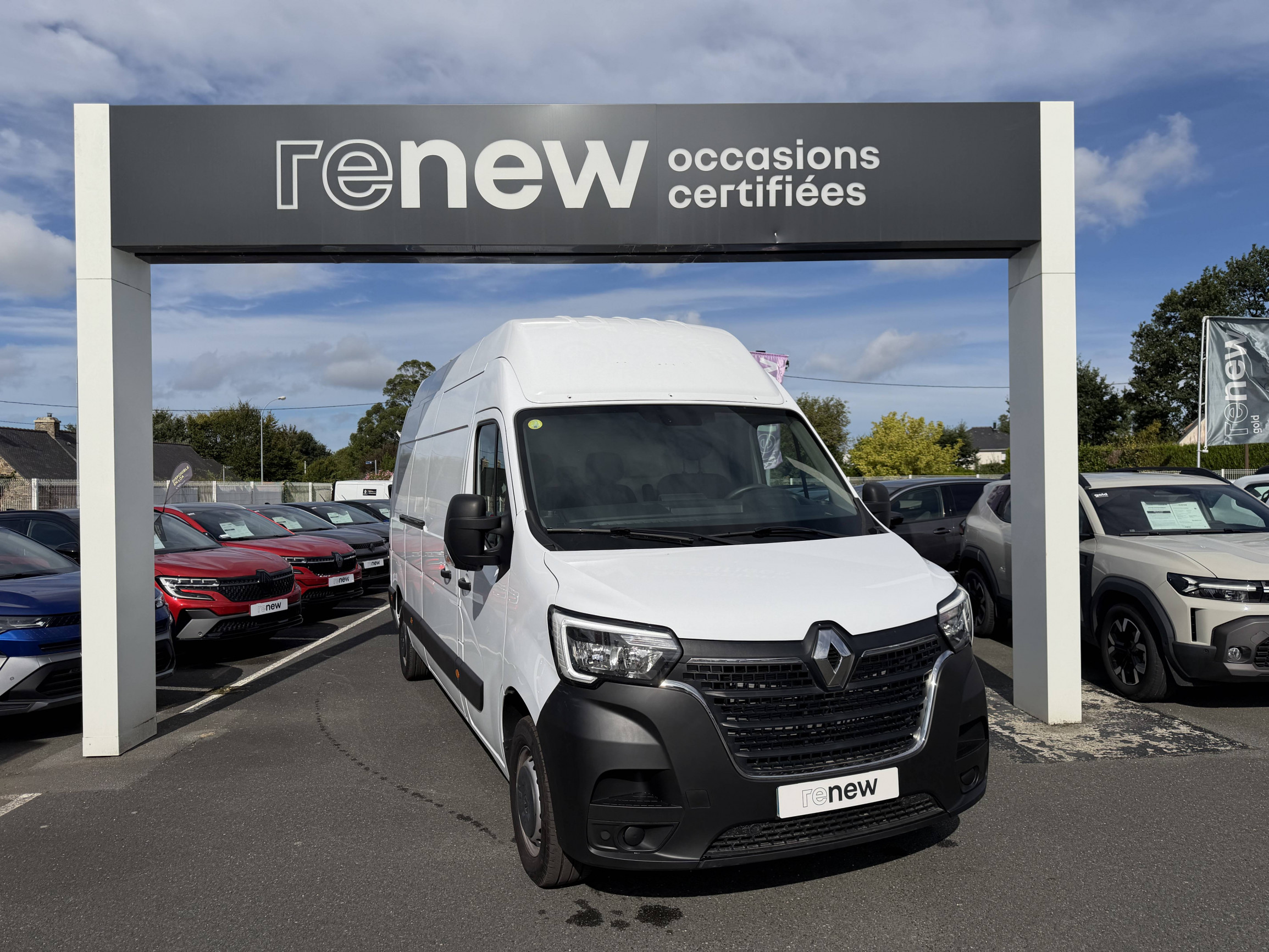 Renault Master Fourgon MASTER FGN TRAC F3500 L3H3 BLUE DCI 135 occasion de 2024 en vente à Lannion