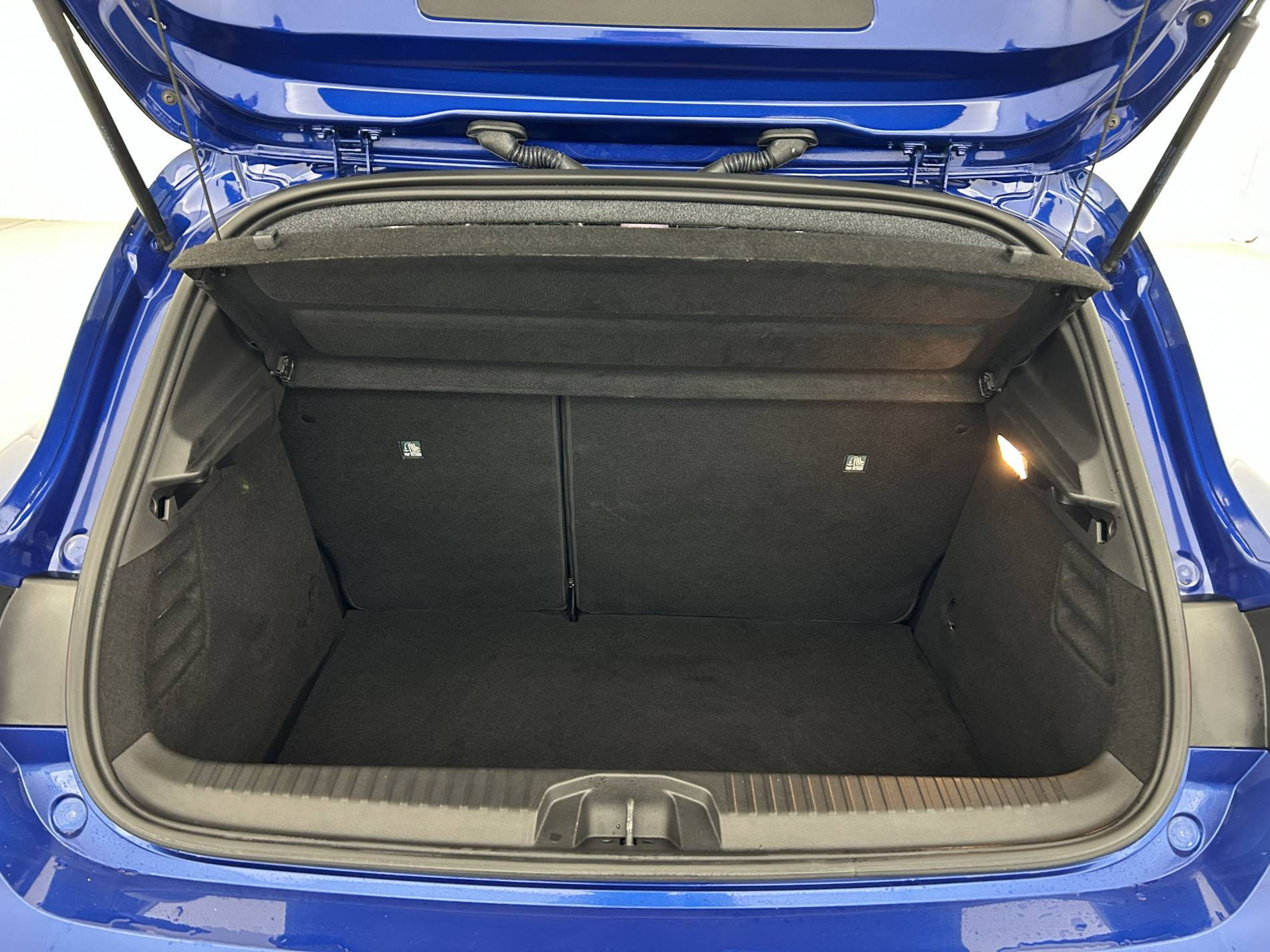 Vente en ligne Renault Clio 5 Clio E-Tech full hybrid 145 au prix de 21 990 €