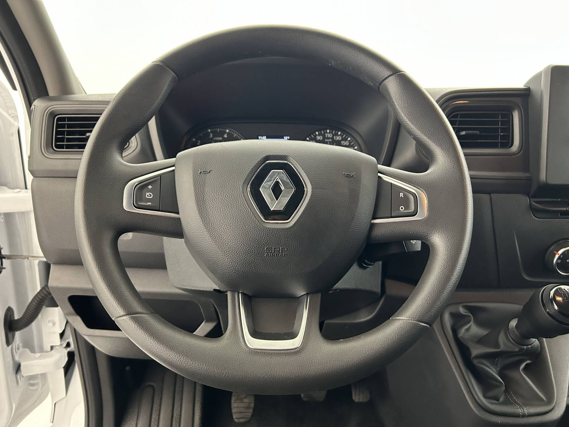 Vente en ligne Renault Master Fourgon MASTER FGN TRAC F3500 L2H2 BLUE DCI 135 au prix de 26 990 €