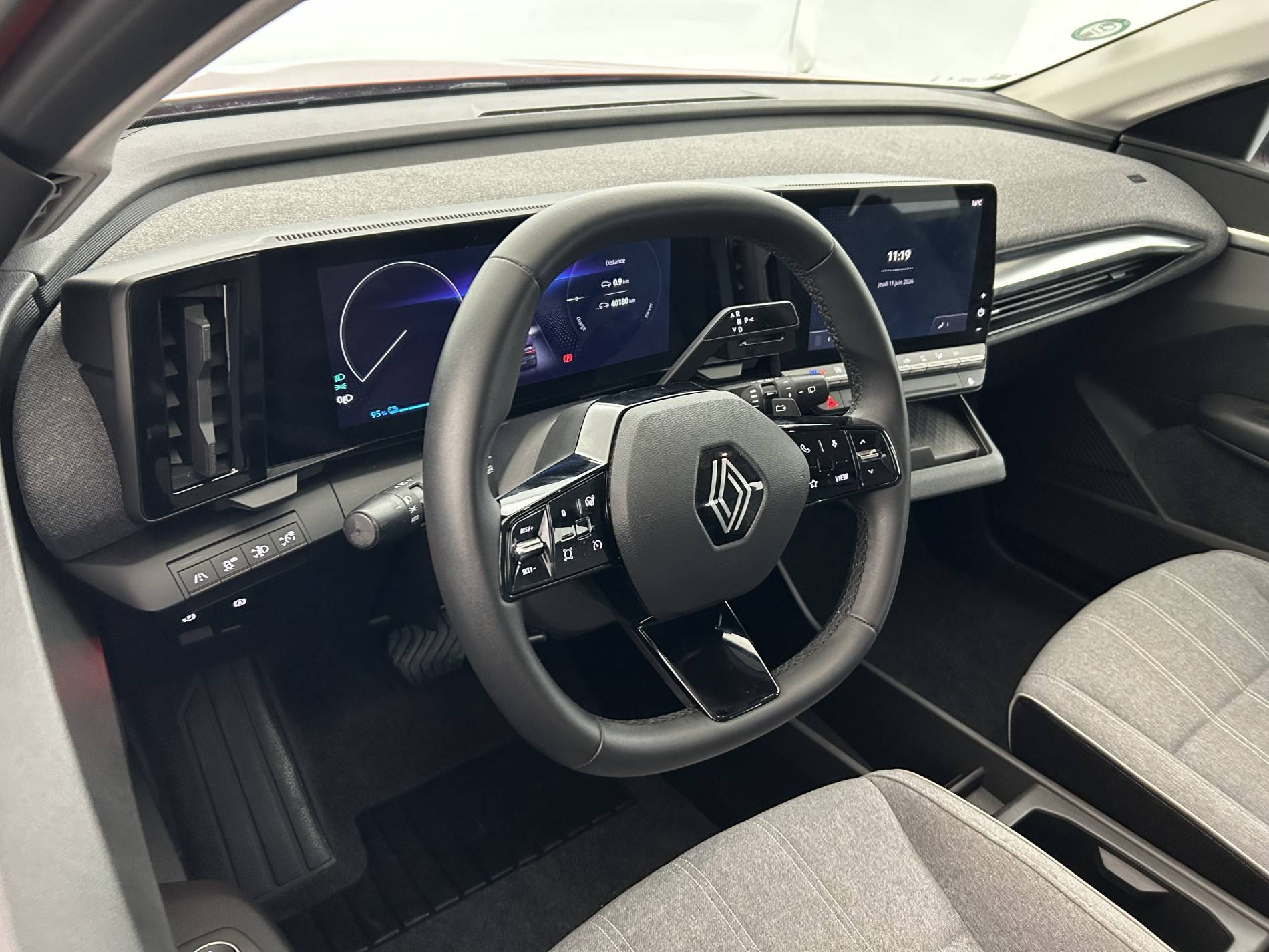 Vente en ligne Renault Megane E-Tech  EV40 130ch standard charge au prix de 18 990 €