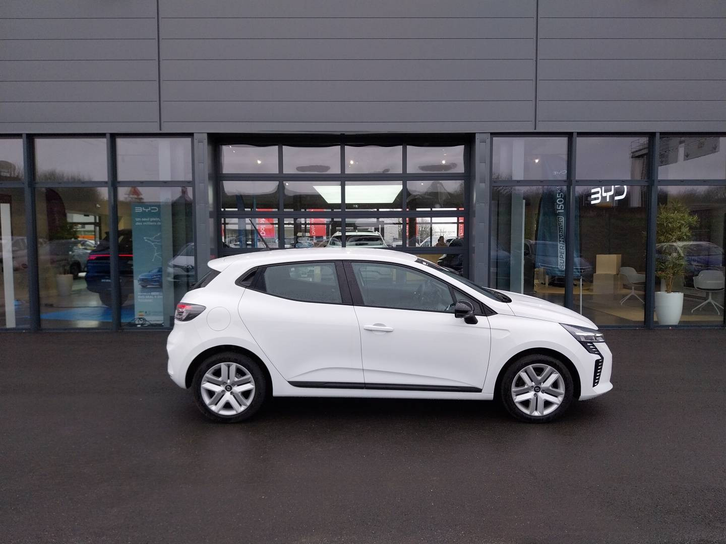 Vente en ligne Renault Clio 5 Clio TCe 90 ch GSR2 au prix de 17 290 €