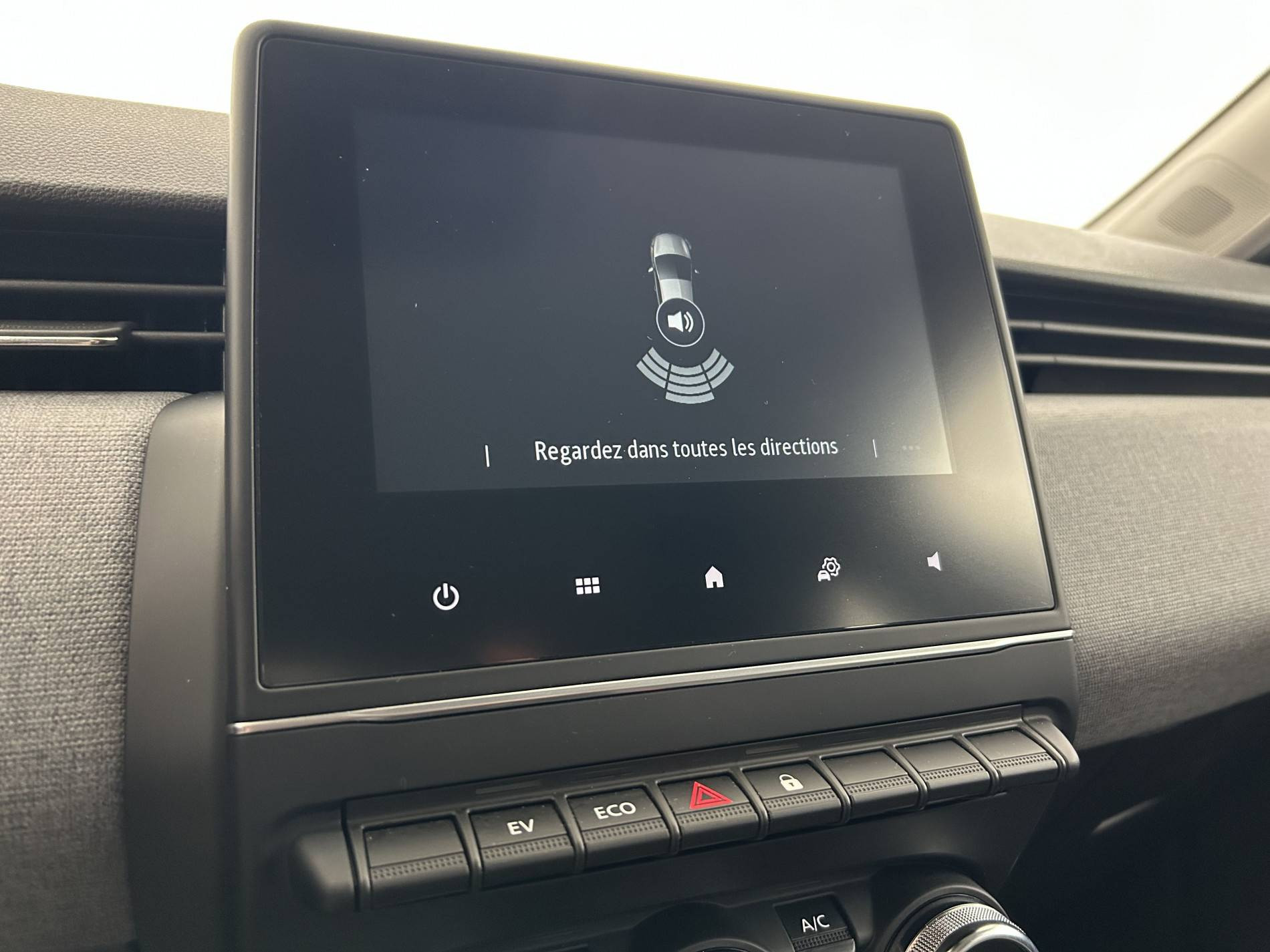 Vente en ligne Renault Clio 5 Clio E-Tech full hybrid 145 ch GSR2 au prix de 19 990 €