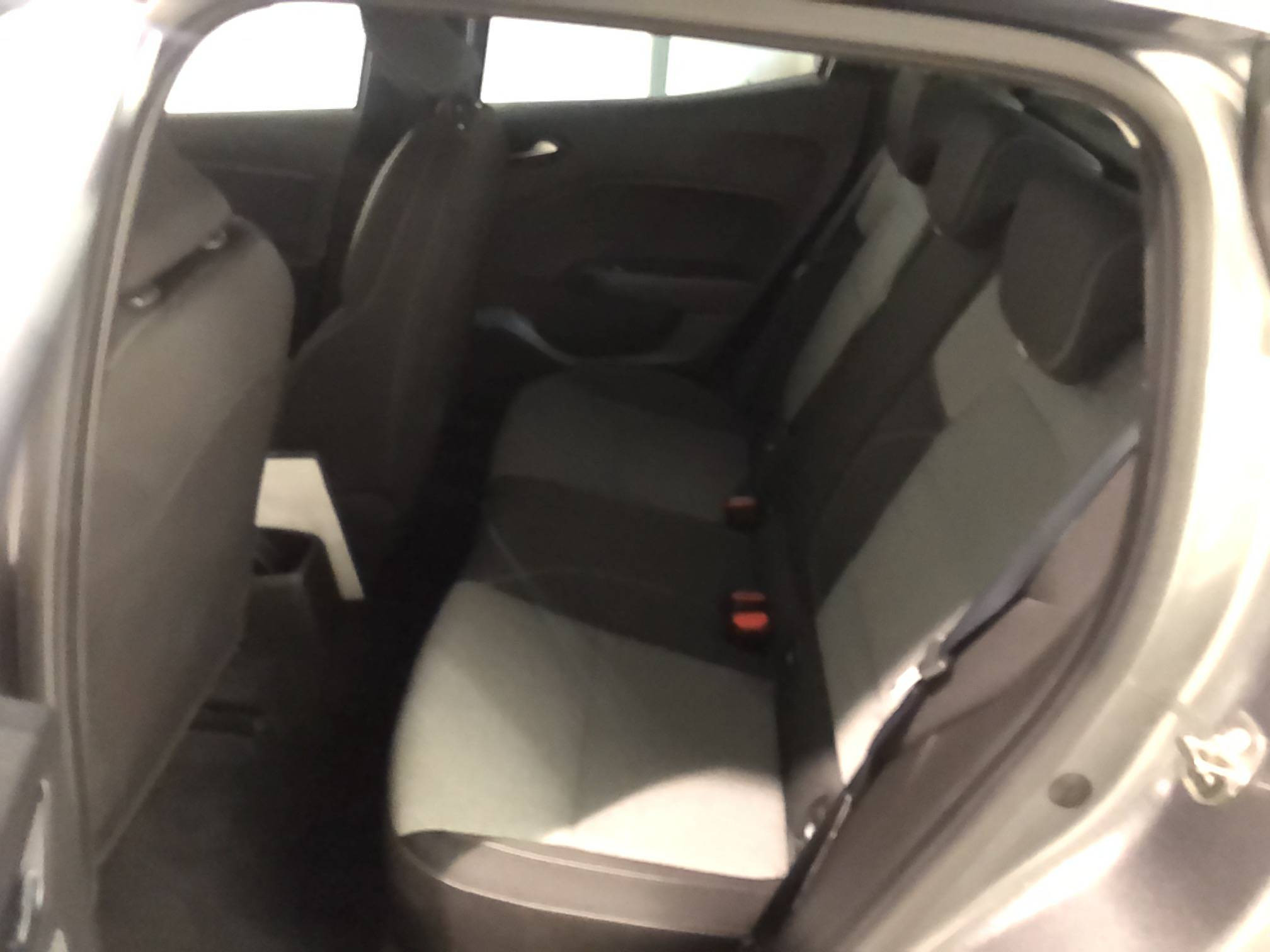 Vente en ligne Renault Clio 5 Clio TCe 90 au prix de 15 990 €