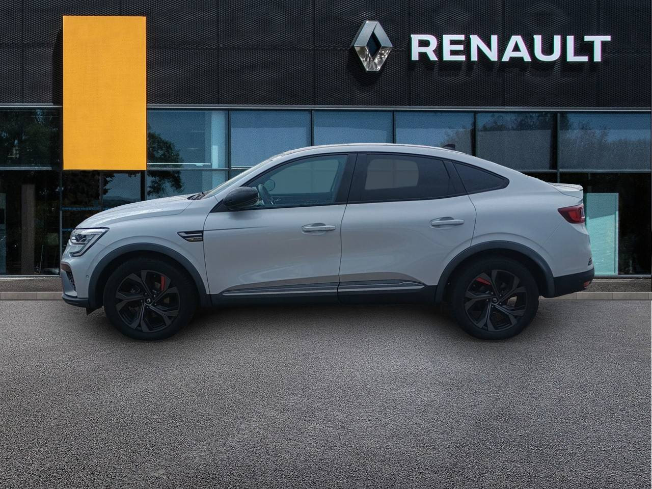 Vente en ligne Renault Arkana  E-Tech 145 - 21B au prix de 23 490 €