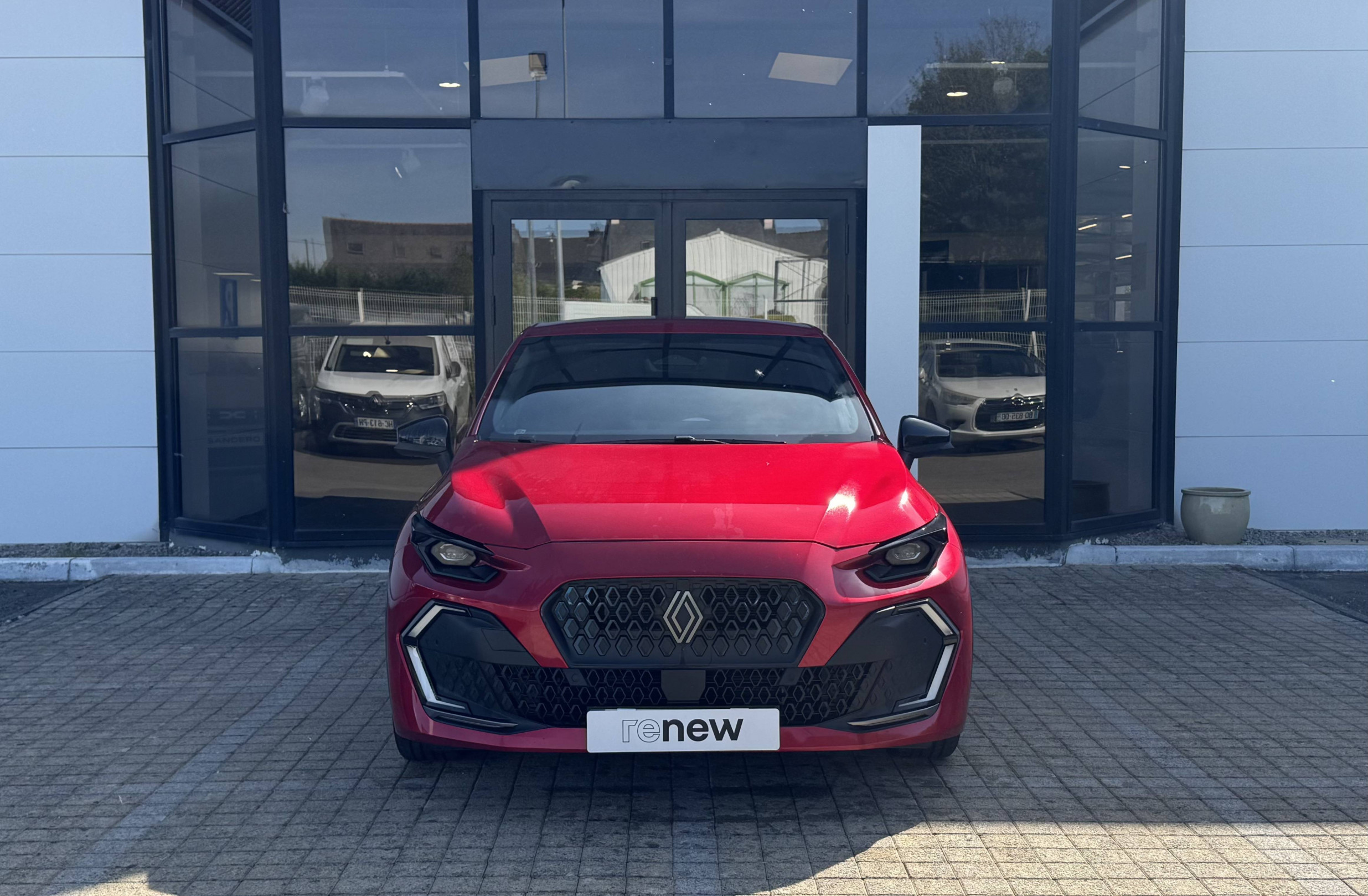 Vente en ligne Renault Clio 6 Clio E-Tech full hybrid 160 ch au prix de 29 290 €