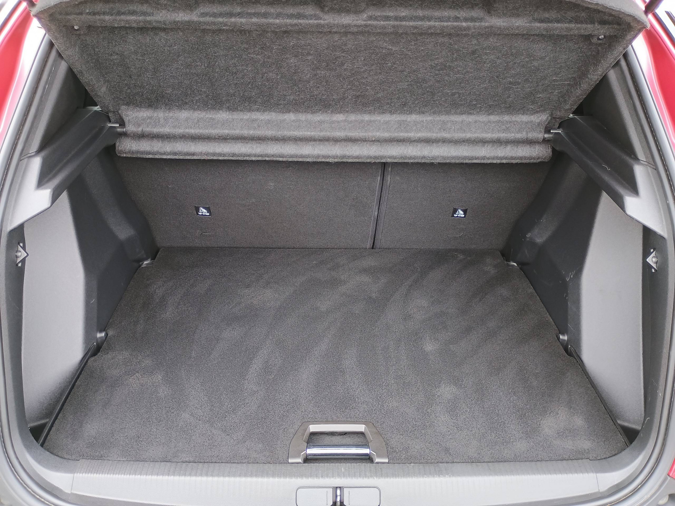 Vente en ligne Peugeot 2008  BlueHDi 130 S&S EAT8 au prix de 19 990 €