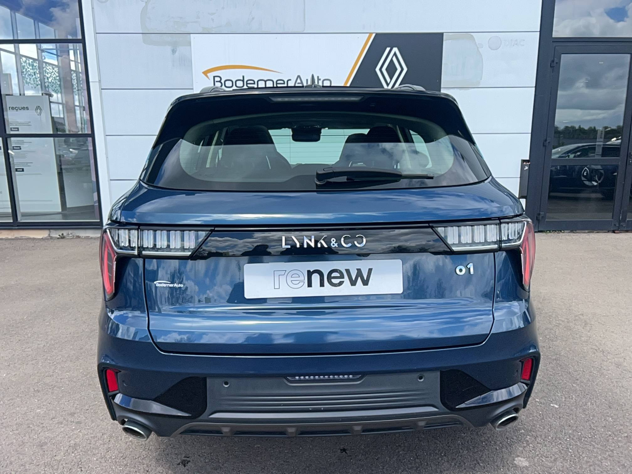 Vente en ligne Lynk&Co 01  1.5 HEV 197 ch DCTH7 au prix de 20 490 €