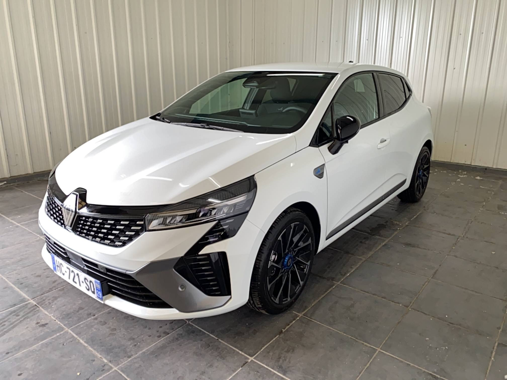 Vente en ligne Renault Clio 5 Clio TCe 90 ch GSR2 au prix de 22 490 €