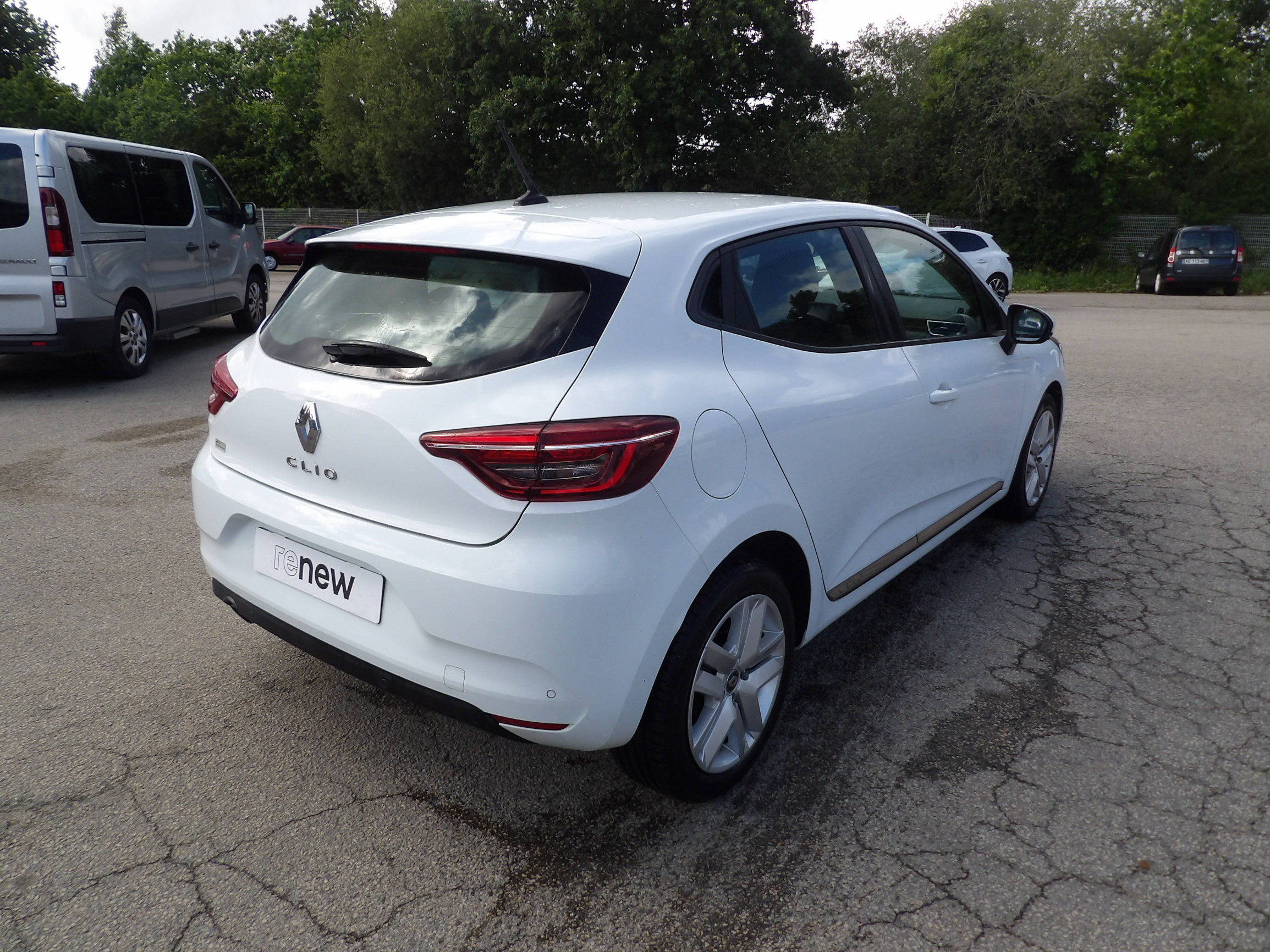 Vente en ligne Renault Clio 5 Clio Blue dCi 85 au prix de 14 499 €