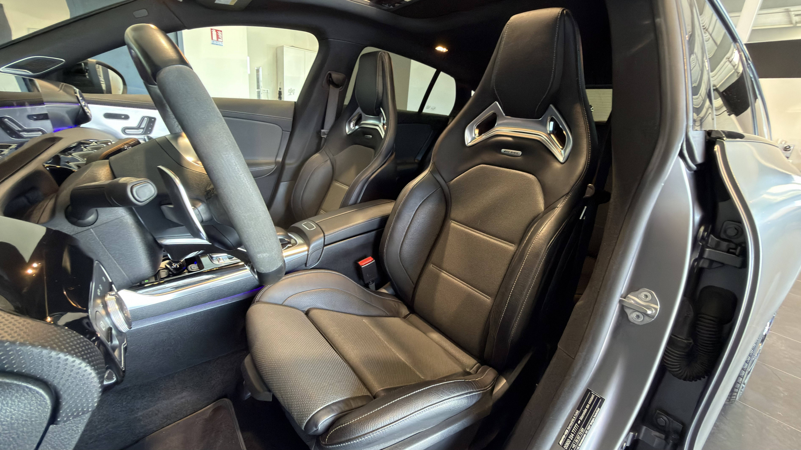 Vente en ligne Mercedes CLA Shooting Brake  45 S AMG 8G-DCT AMG 4Matic+ au prix de 56 990 €