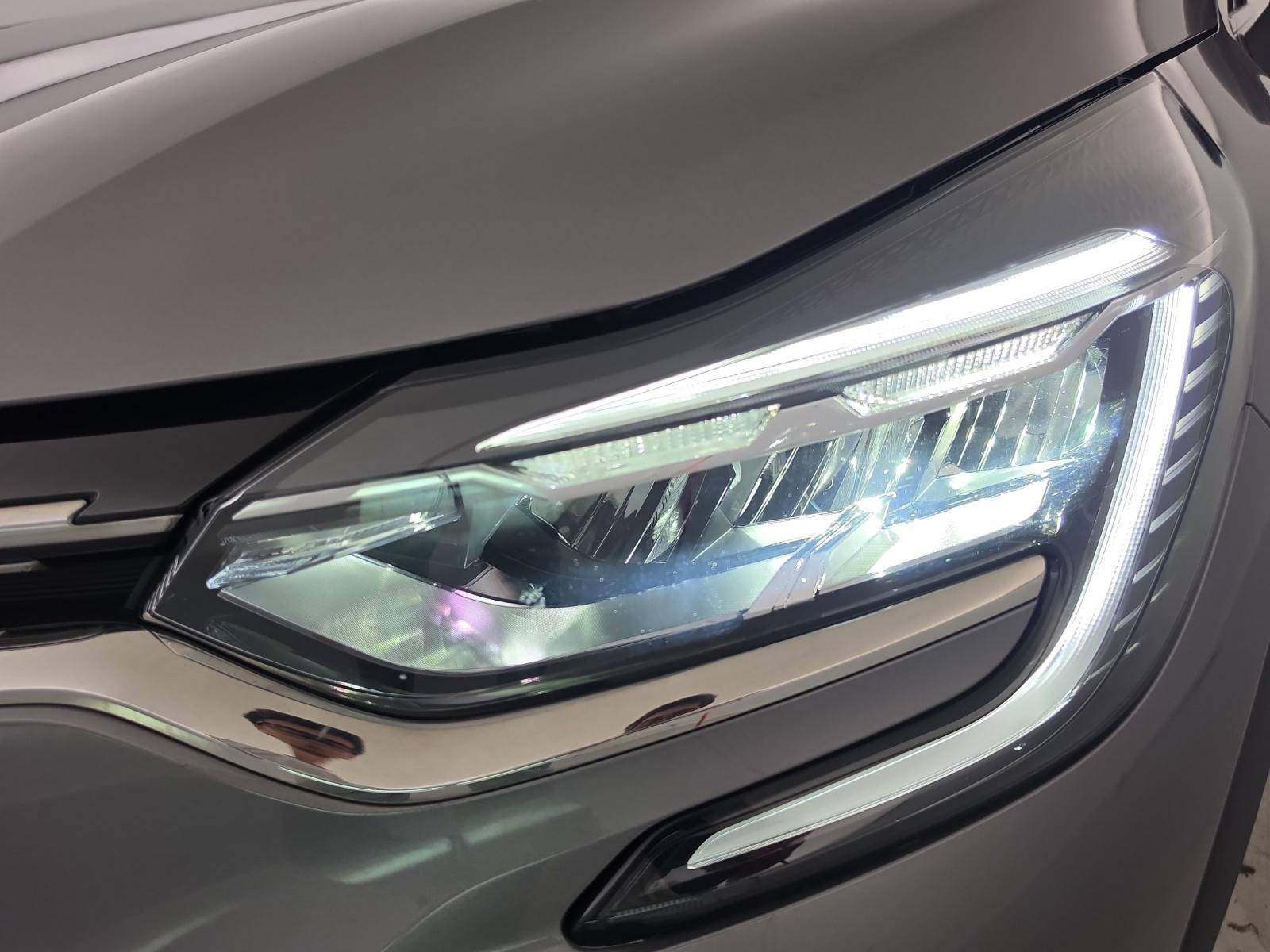 Vente en ligne Renault Captur  mild hybrid 140 au prix de 19 890 €
