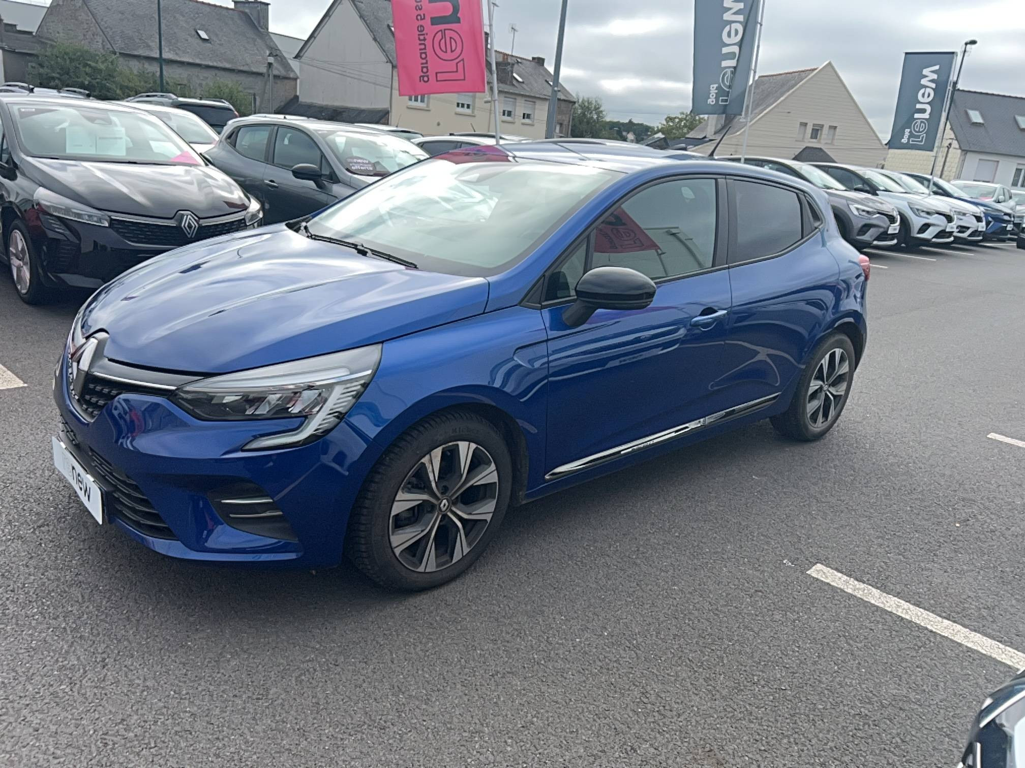 Renault Clio 5 Clio TCe 90 occasion de 2023 en vente à Saint-Brieuc